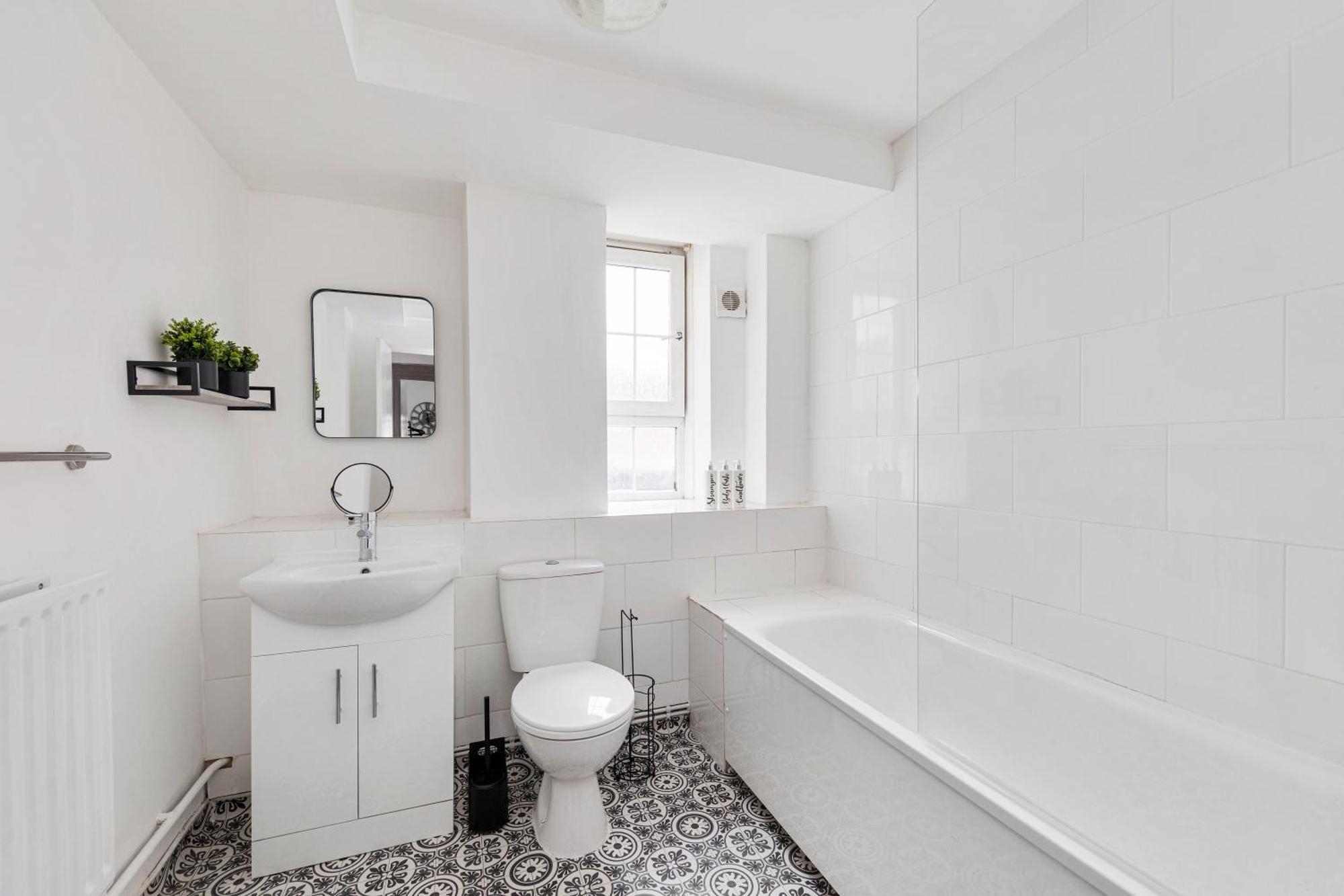 Apartamento Sleek Shoreditch Hideout - 2 Bed Gem With Balcony In Londres