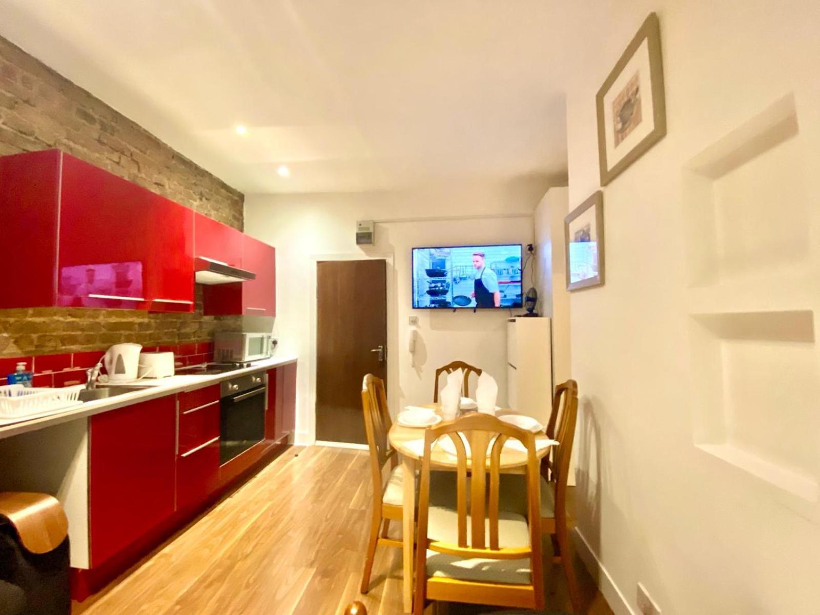 Entire One Bedroom Flat In Central Appartement *