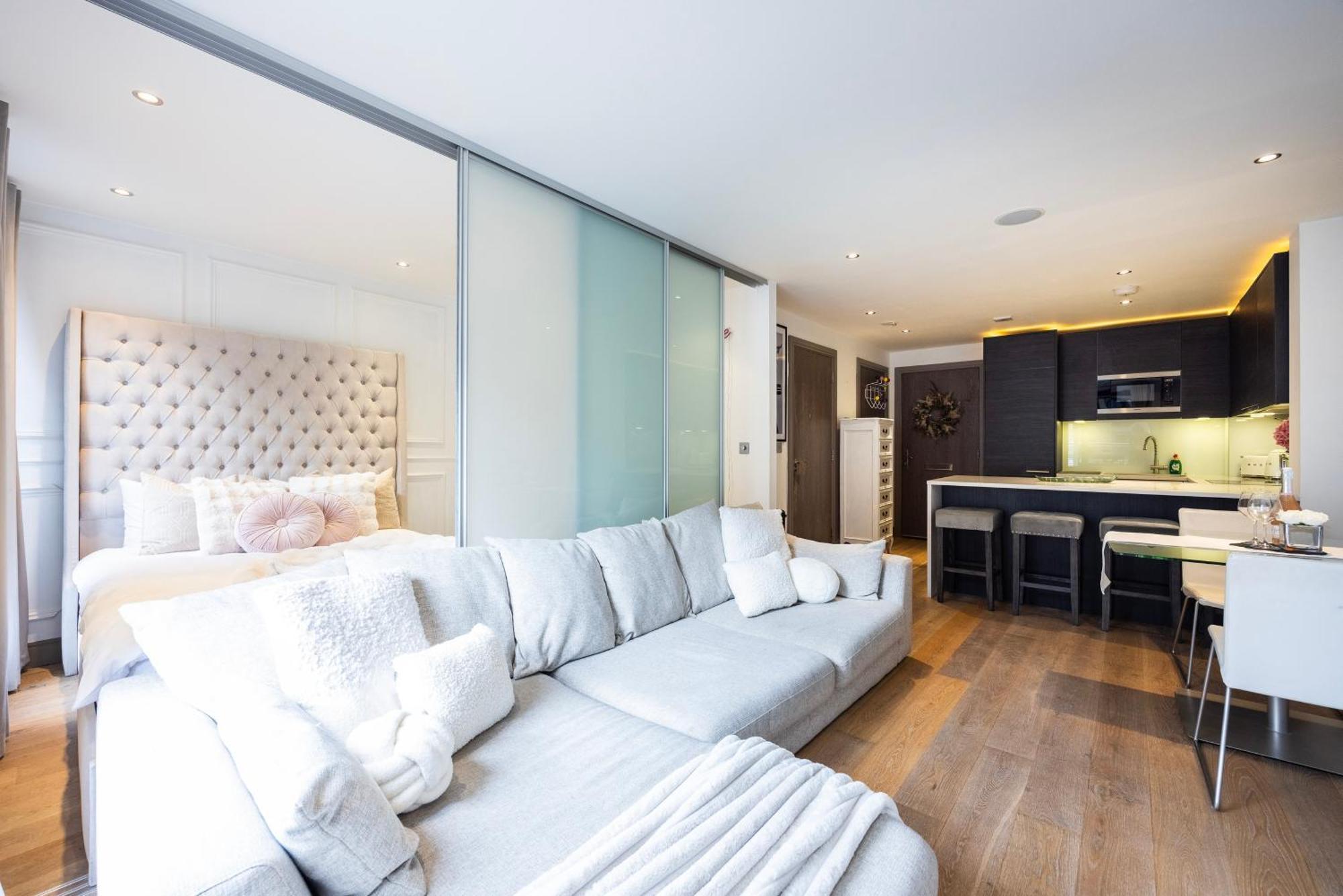Apartment Chelsea Harbour Living London