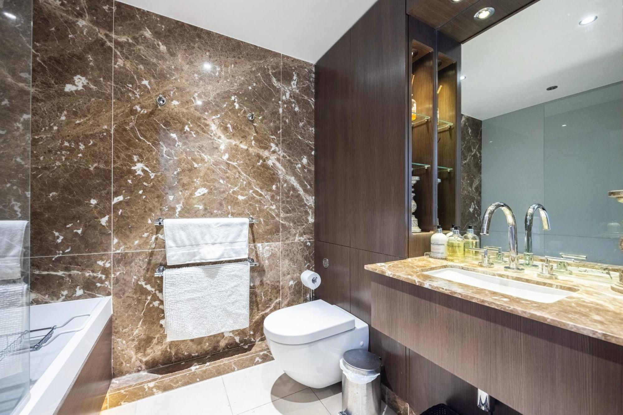 Apartment Chelsea Harbour Living