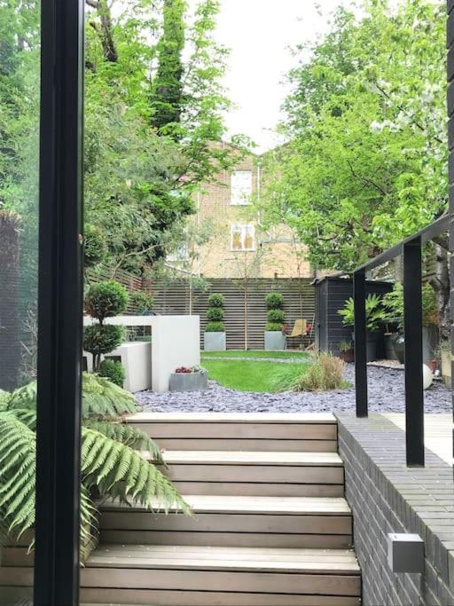 Designer Hackney In Clapton London