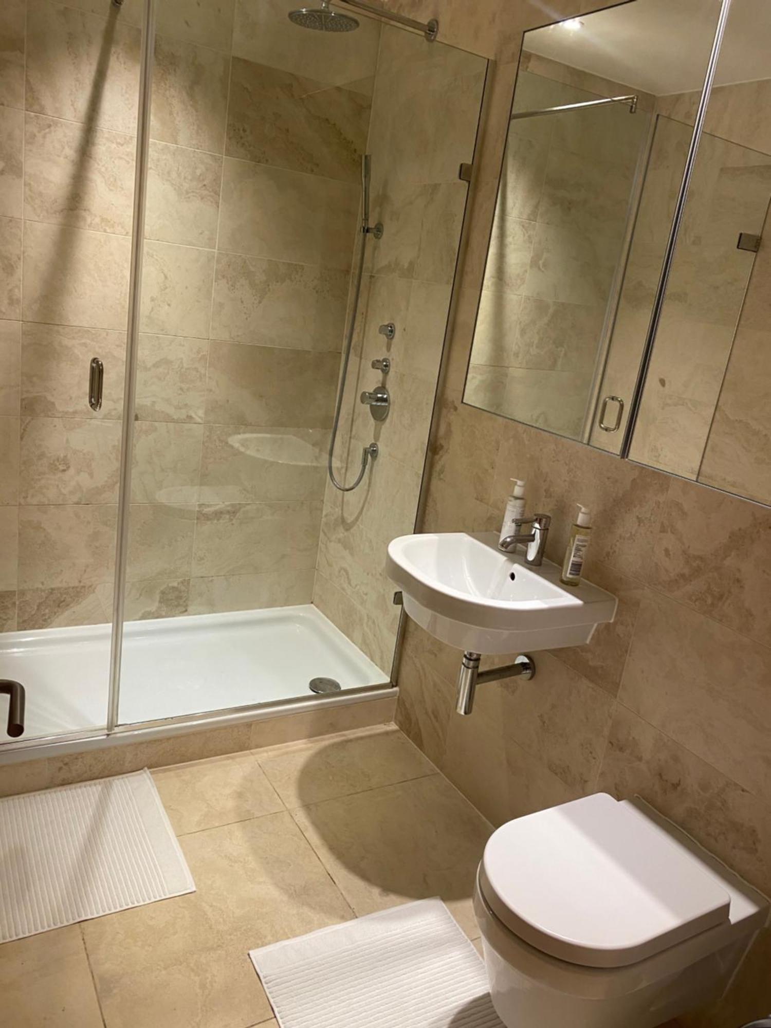 Cosy Long Term Apartment London