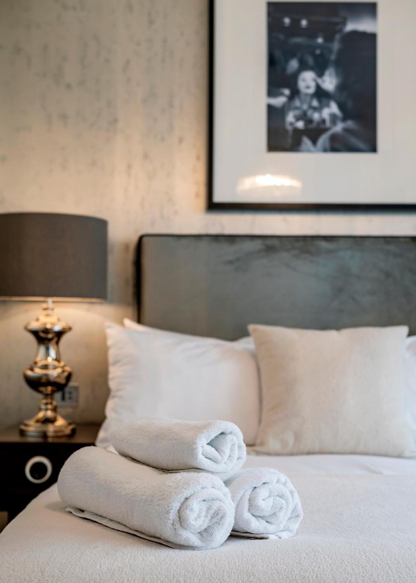 Appartement Aircon 2 Bedr, 3 Beds, 2 Bath Covent Garden, Subway