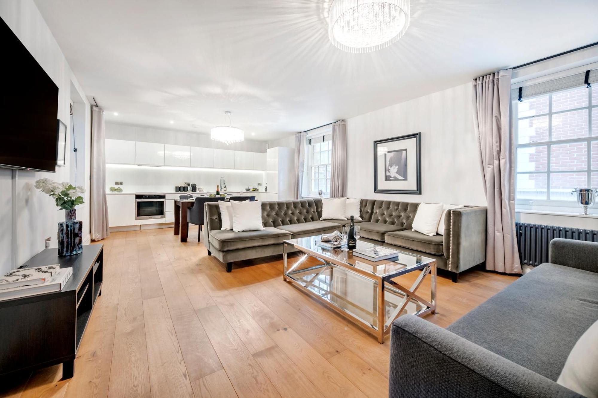 Aircon 2 Bedr, 3 Beds, 2 Bath Covent Garden, Subway Londen