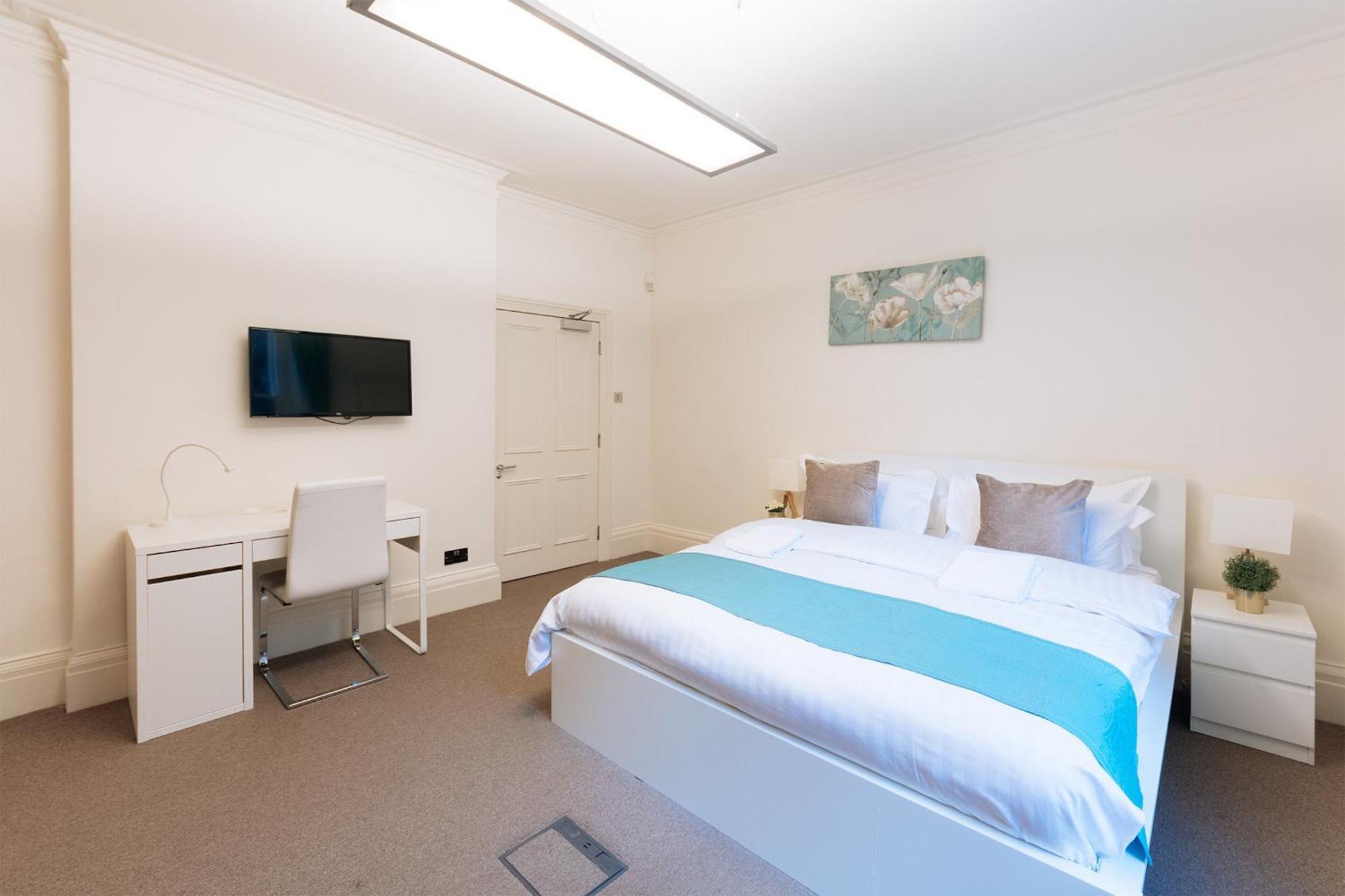 Hotel Curzon Residences