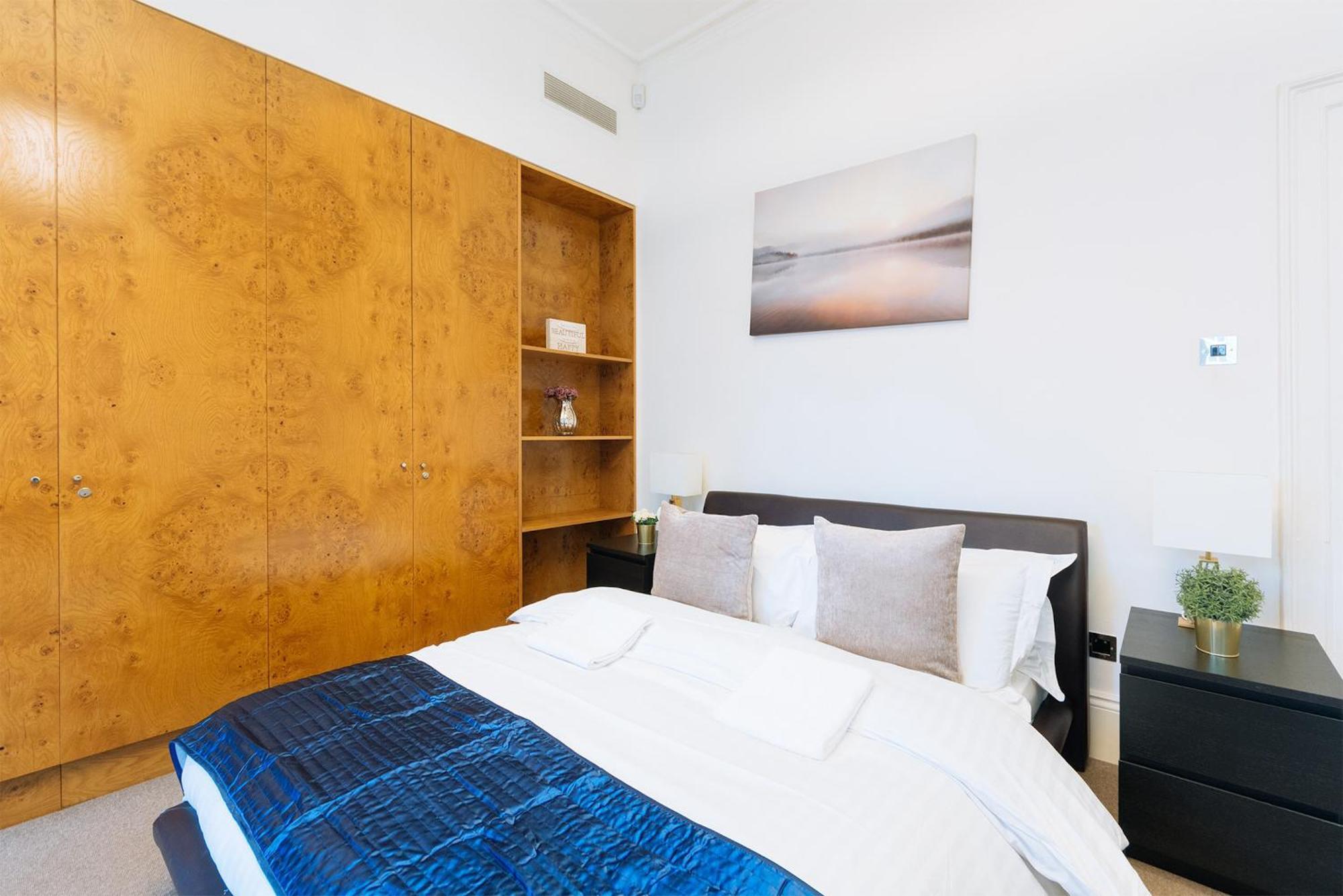 Hotel Curzon Residences