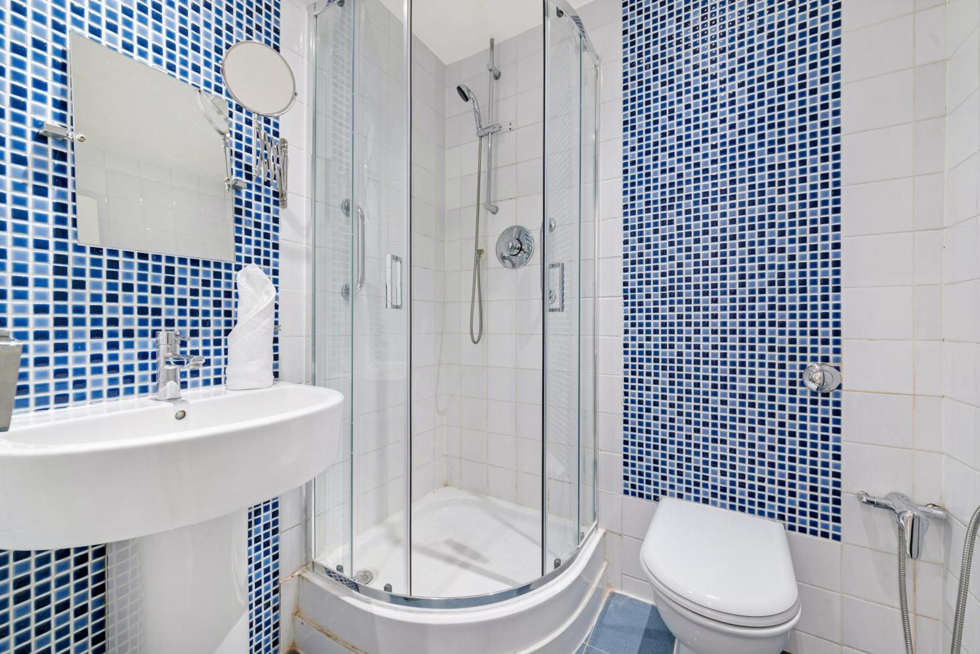 2bd Flat Opp Harrods - Sleeps 5 Appartement