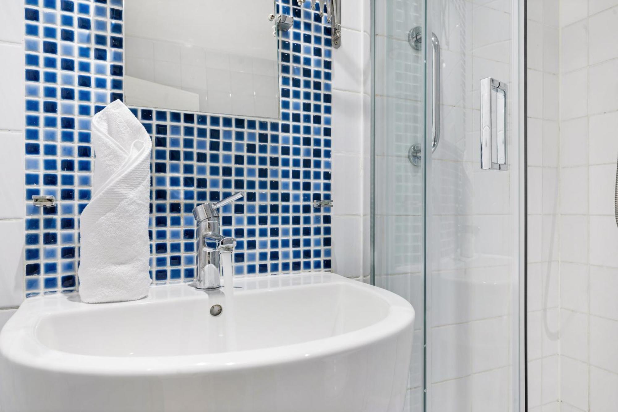 Appartement 2bd Flat Opp Harrods - Sleeps 5 *