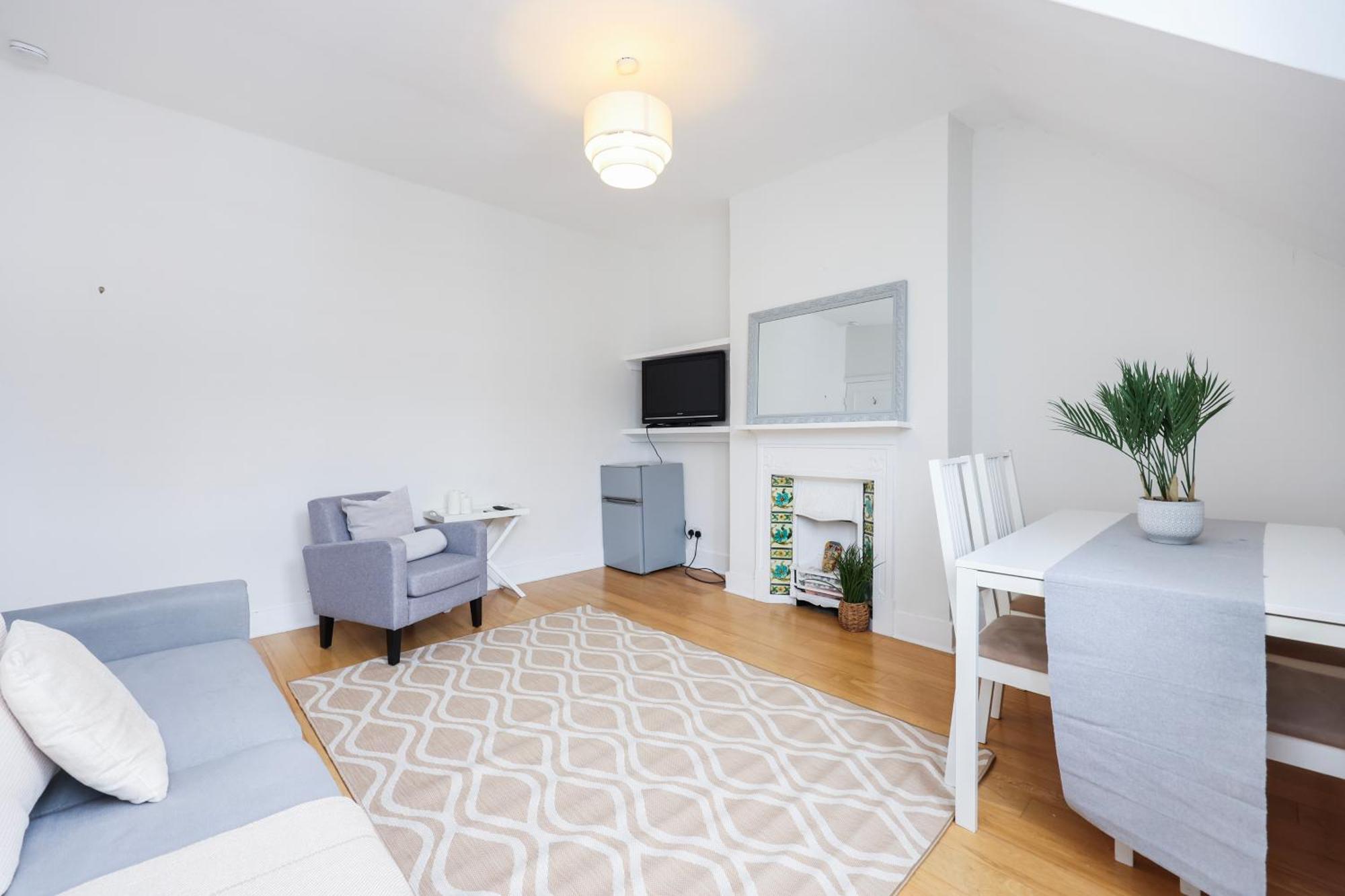 Stylish In Putney Apartamento