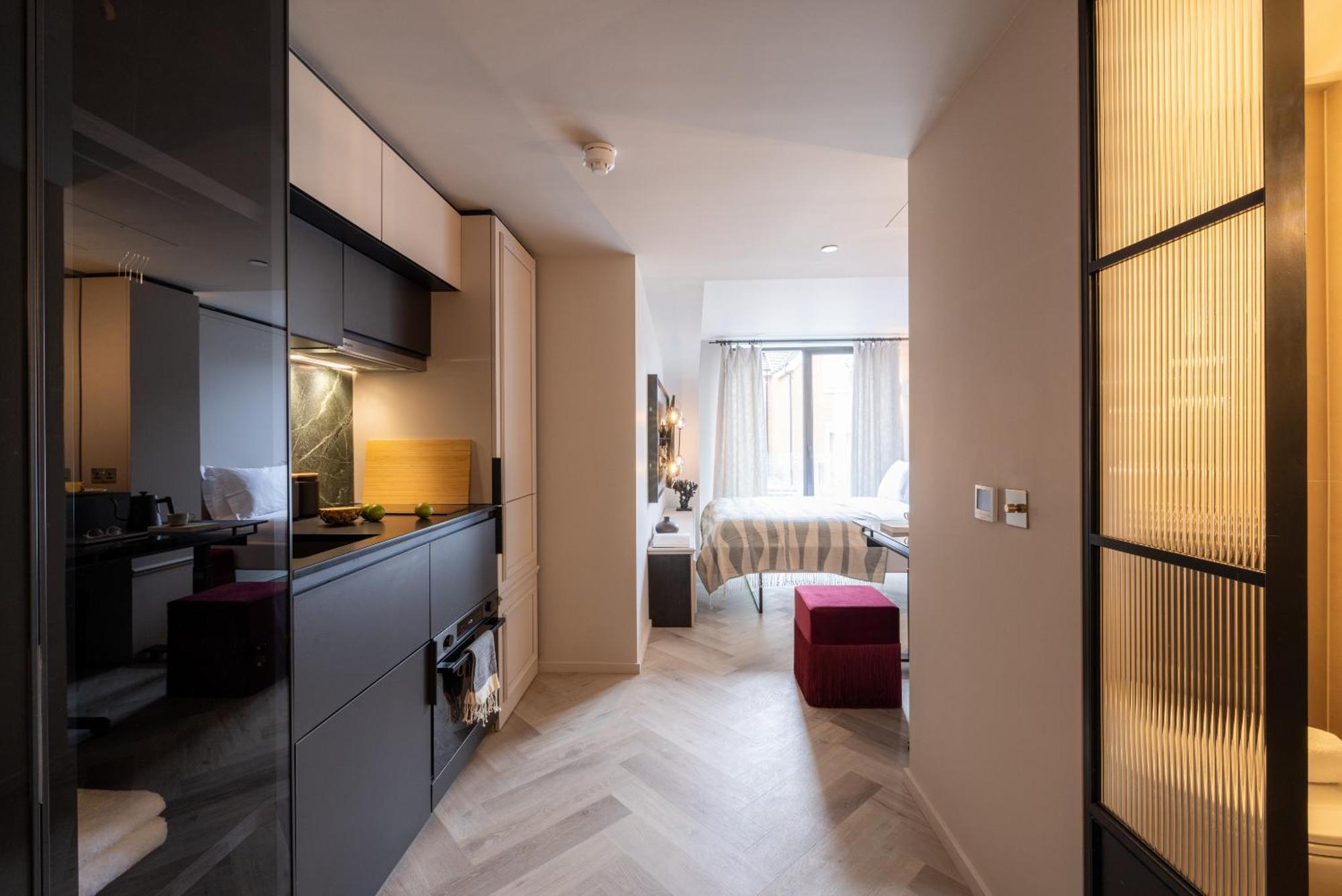 The Brondesbury By Nestor London
