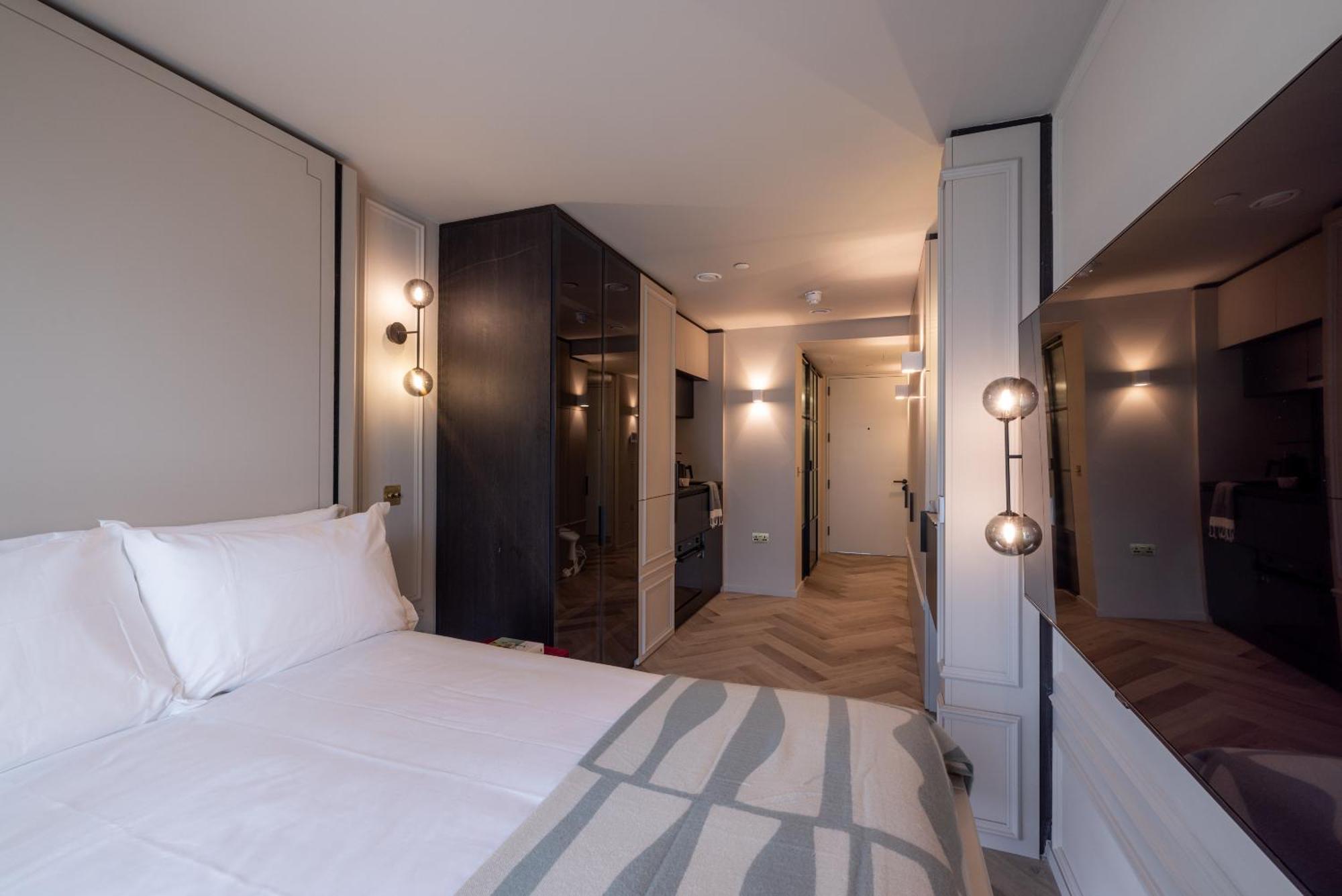 The Brondesbury By Nestor