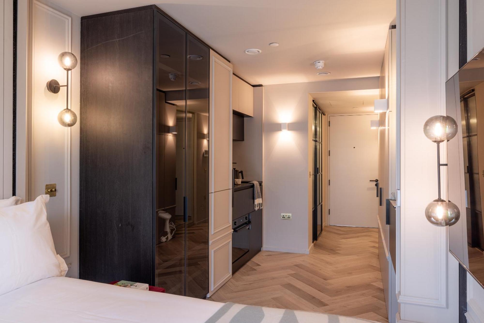 The Brondesbury By Nestor *