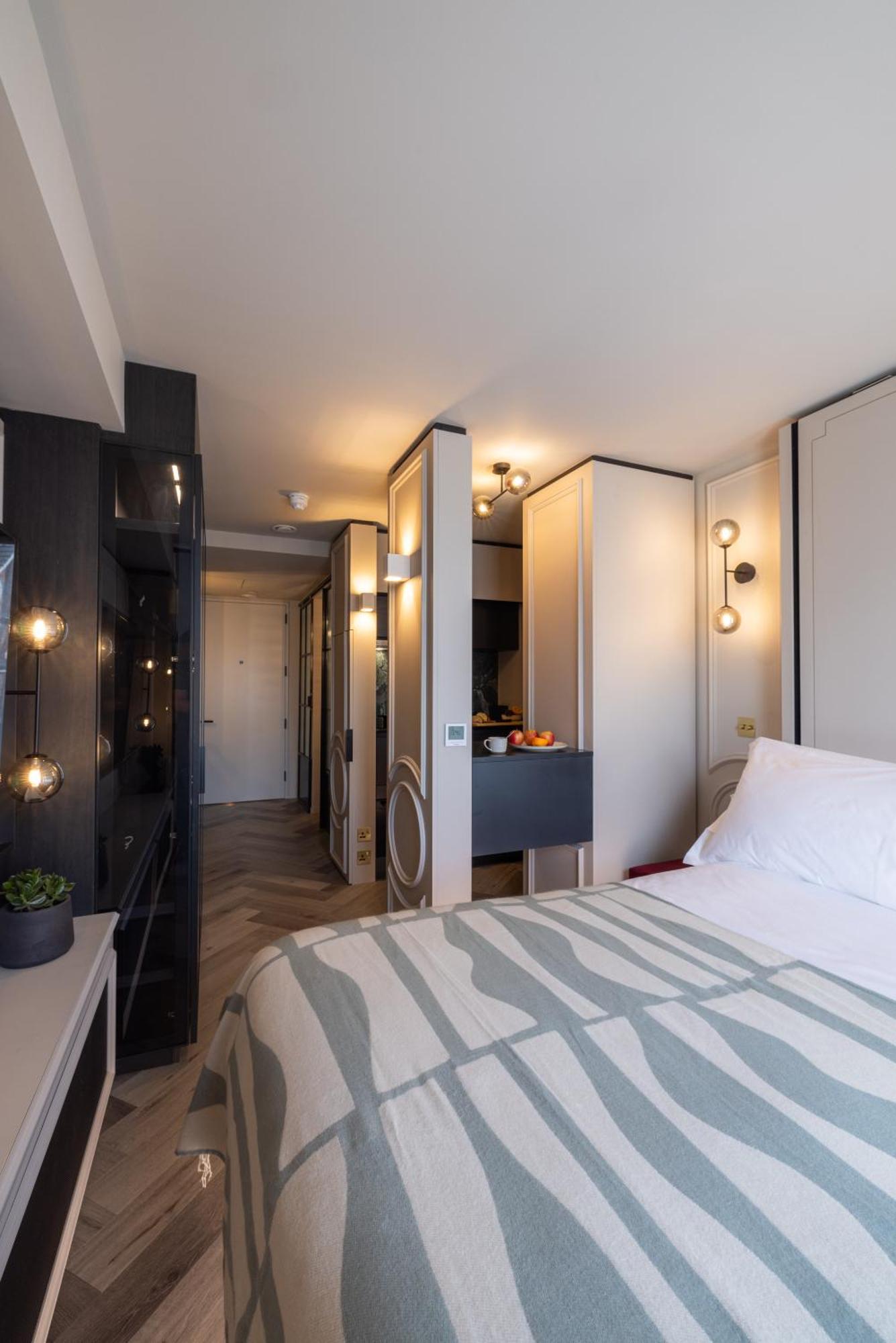 The Brondesbury By Nestor