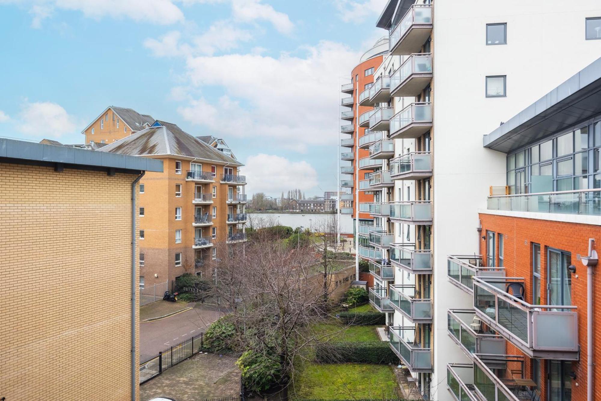 Appartement Heads On Bed - Docklands Canary Wharf Excel Londen