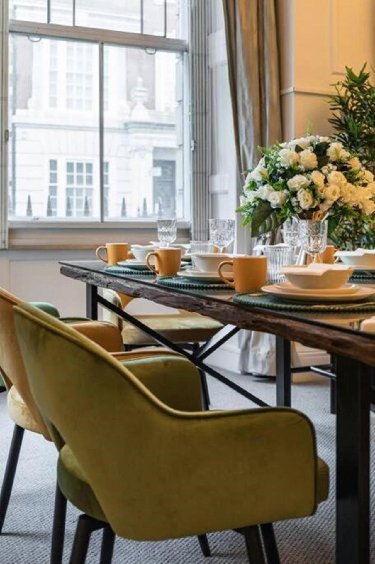 Harley Street Spectacular With High Ceilings, High Luxury Appartement *