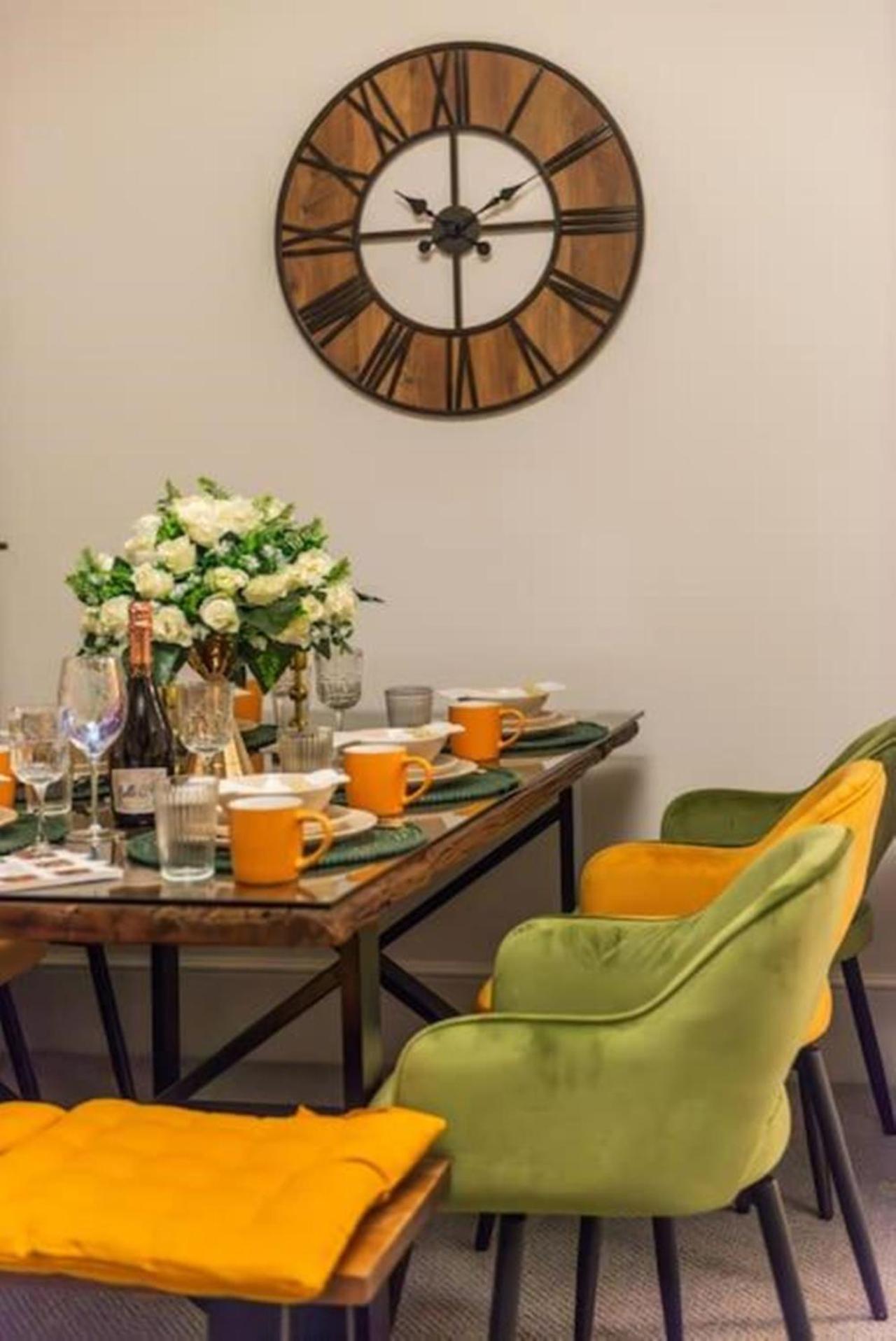Harley Street Spectacular With High Ceilings, High Luxury Appartement Londen