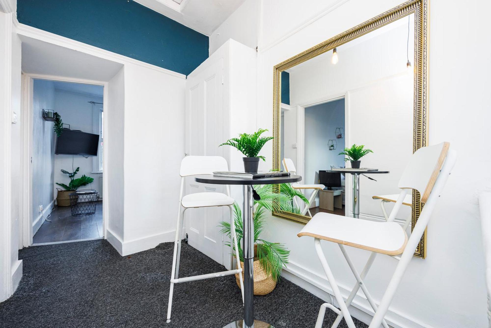 Stylish 2 Bed Near Notting Hill London