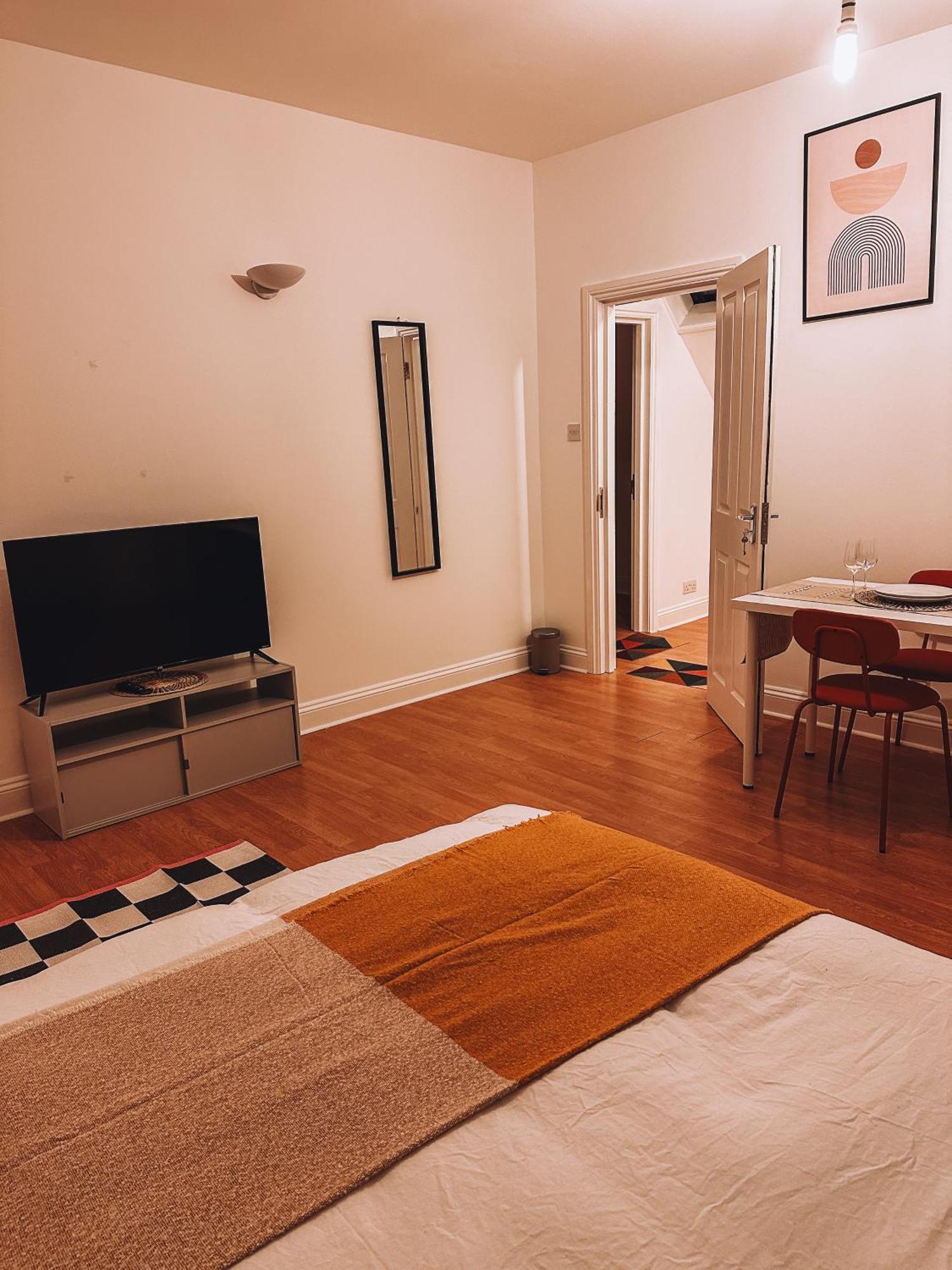 Gasthuis Spacious 3 In Tooting *