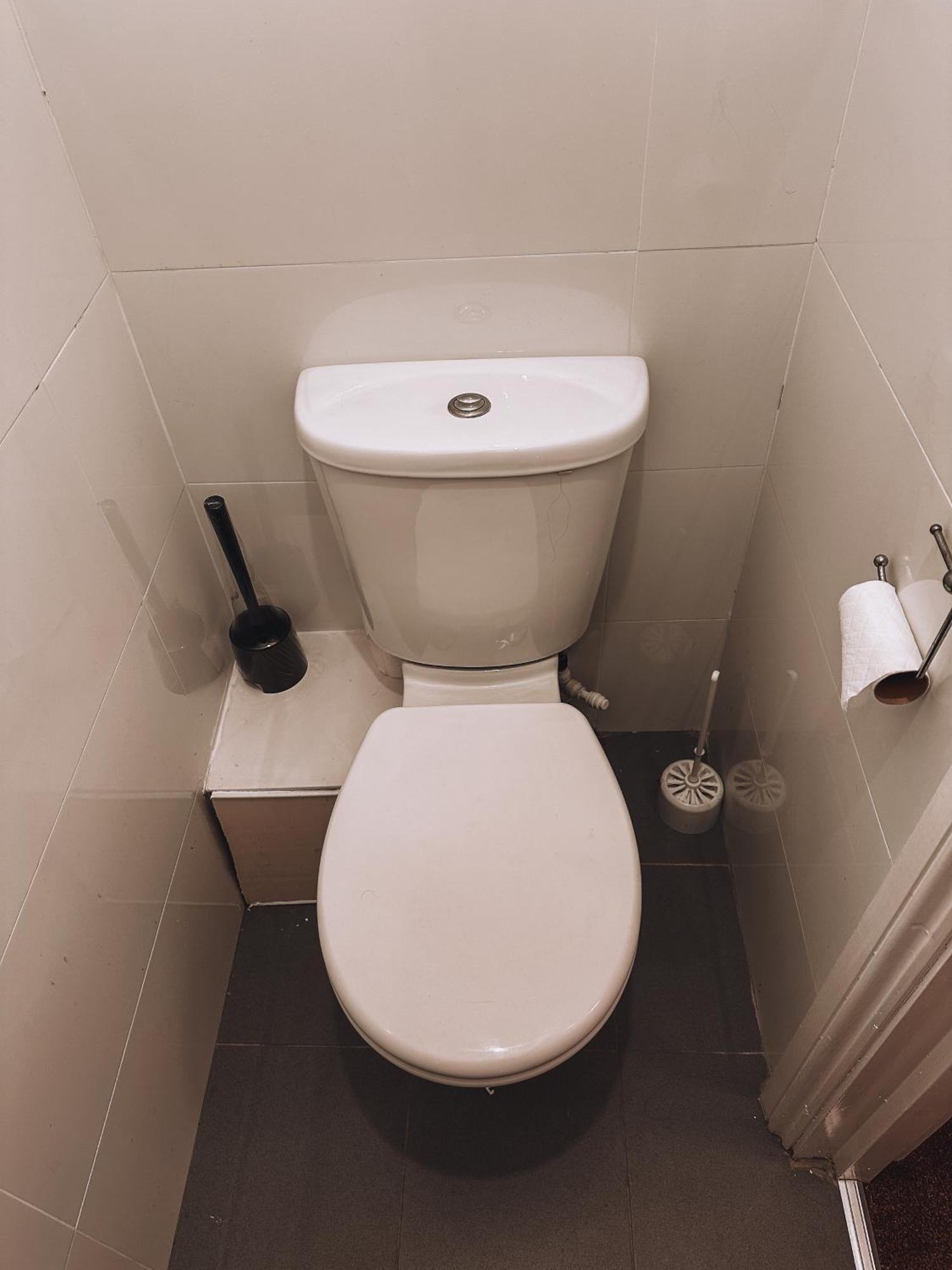 Spacious 3 In Tooting Gasthuis Londen