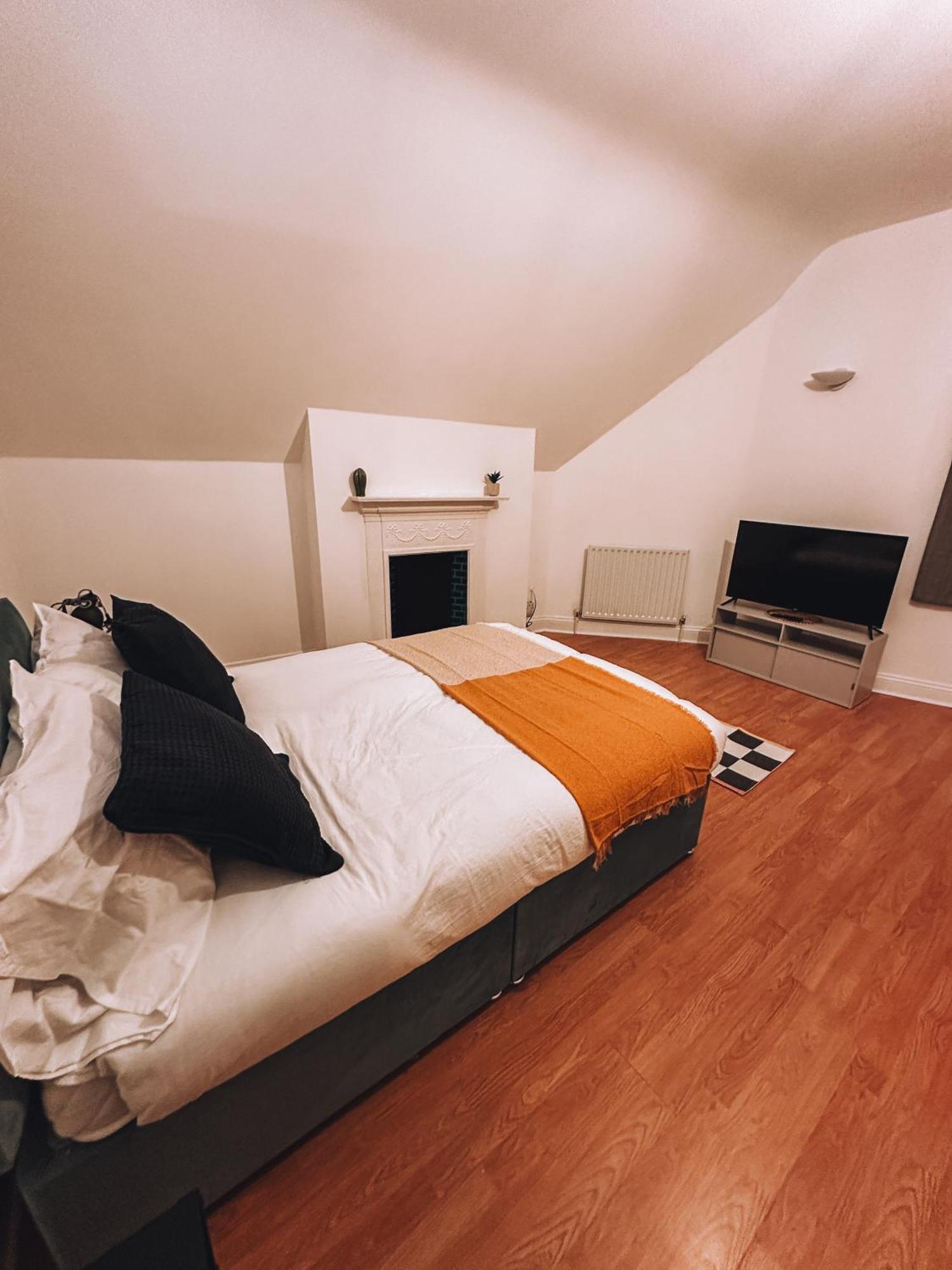 Gasthuis Spacious 3 In Tooting *