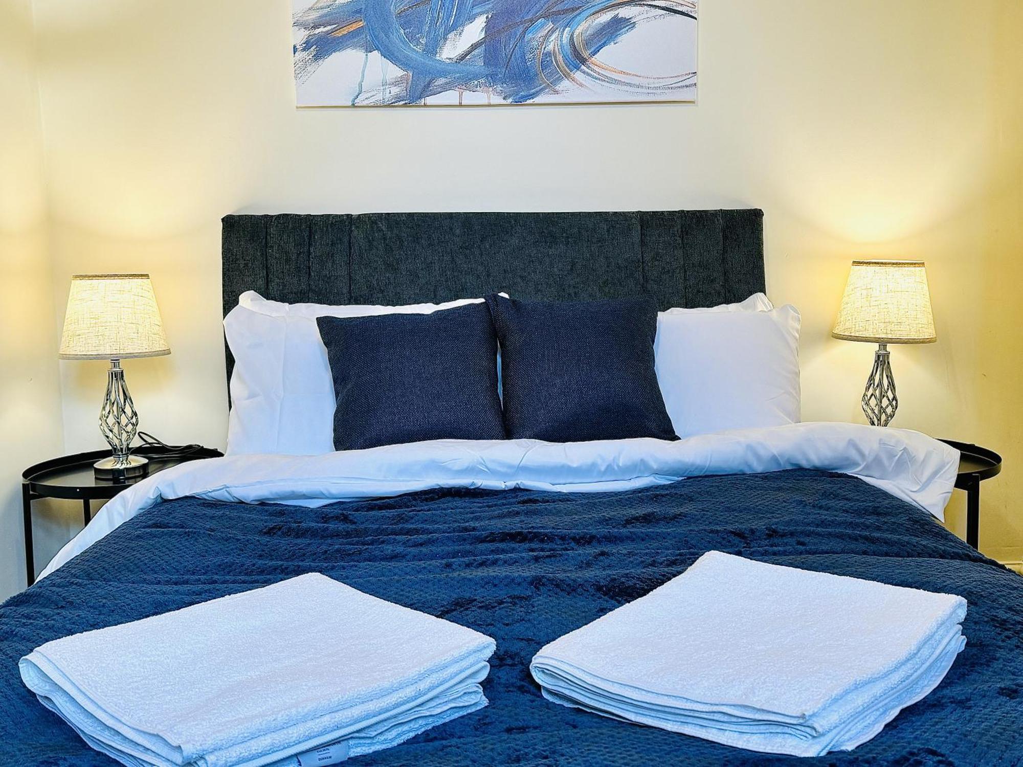 Appartement Falcon - 2 Bedroom Ground Floor Flat In