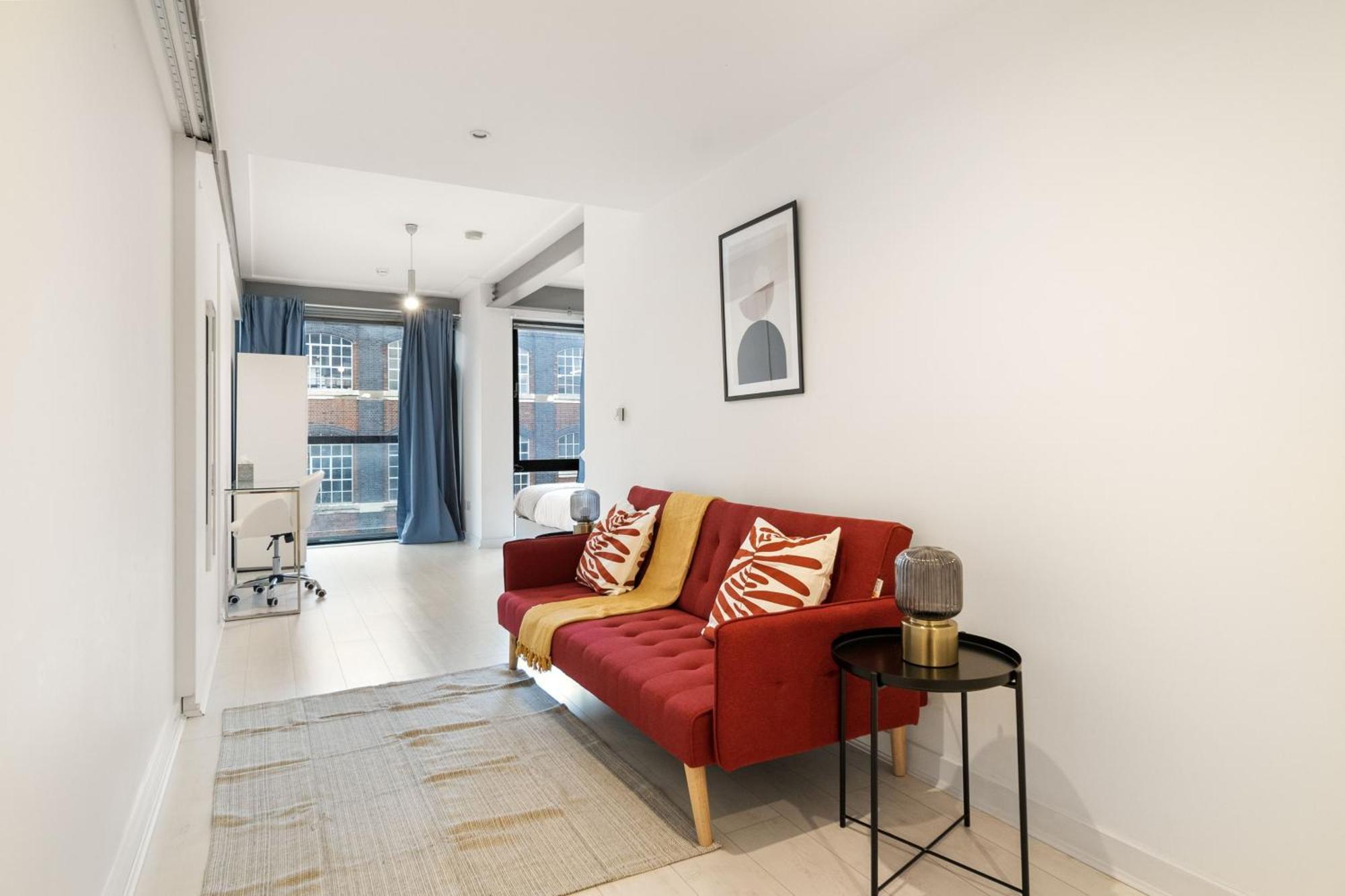 Apartment Livestay - Modern Two Bed In Stratford London