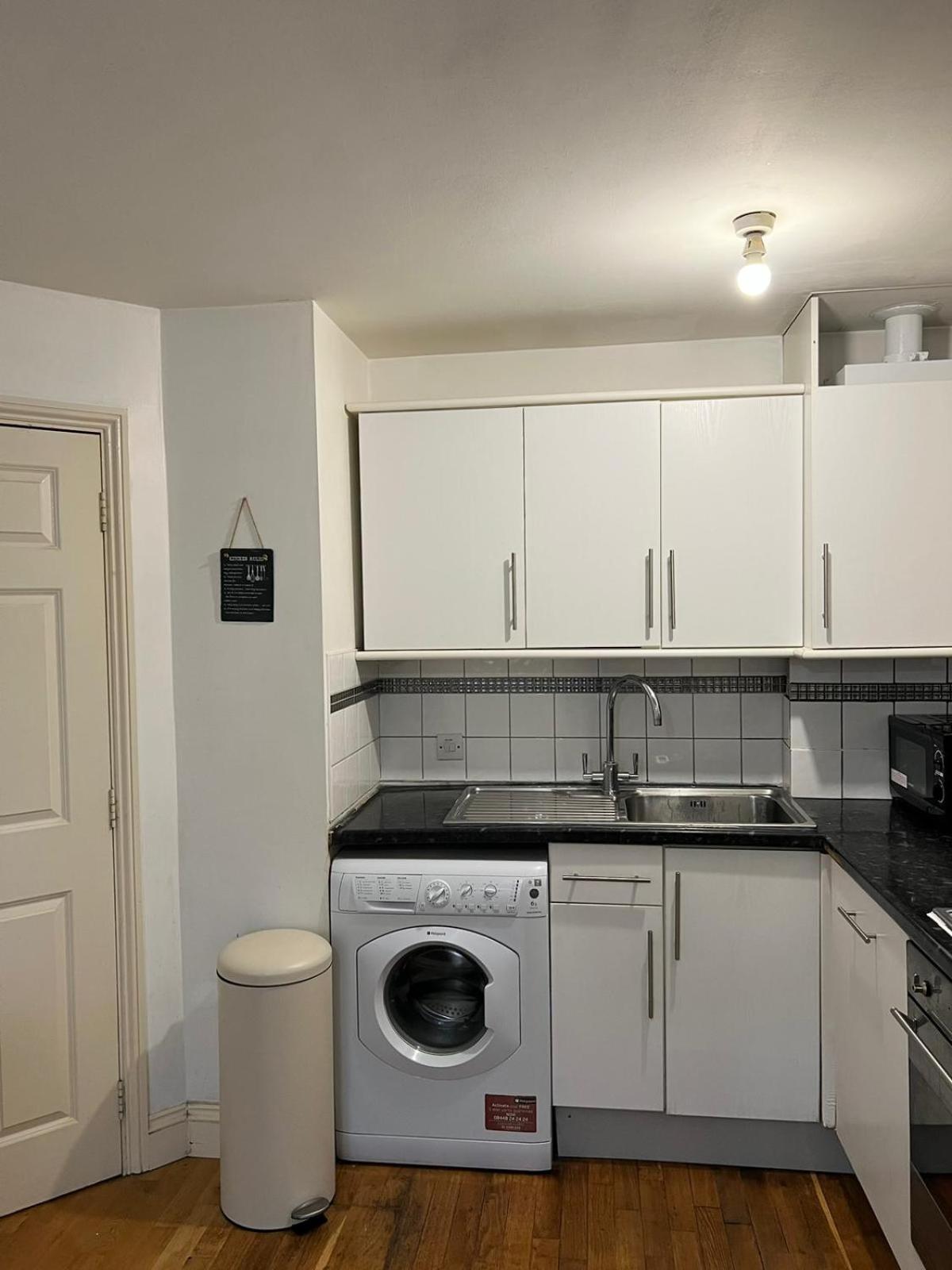 Privatunterkunft Cozy In Whitechapel! London