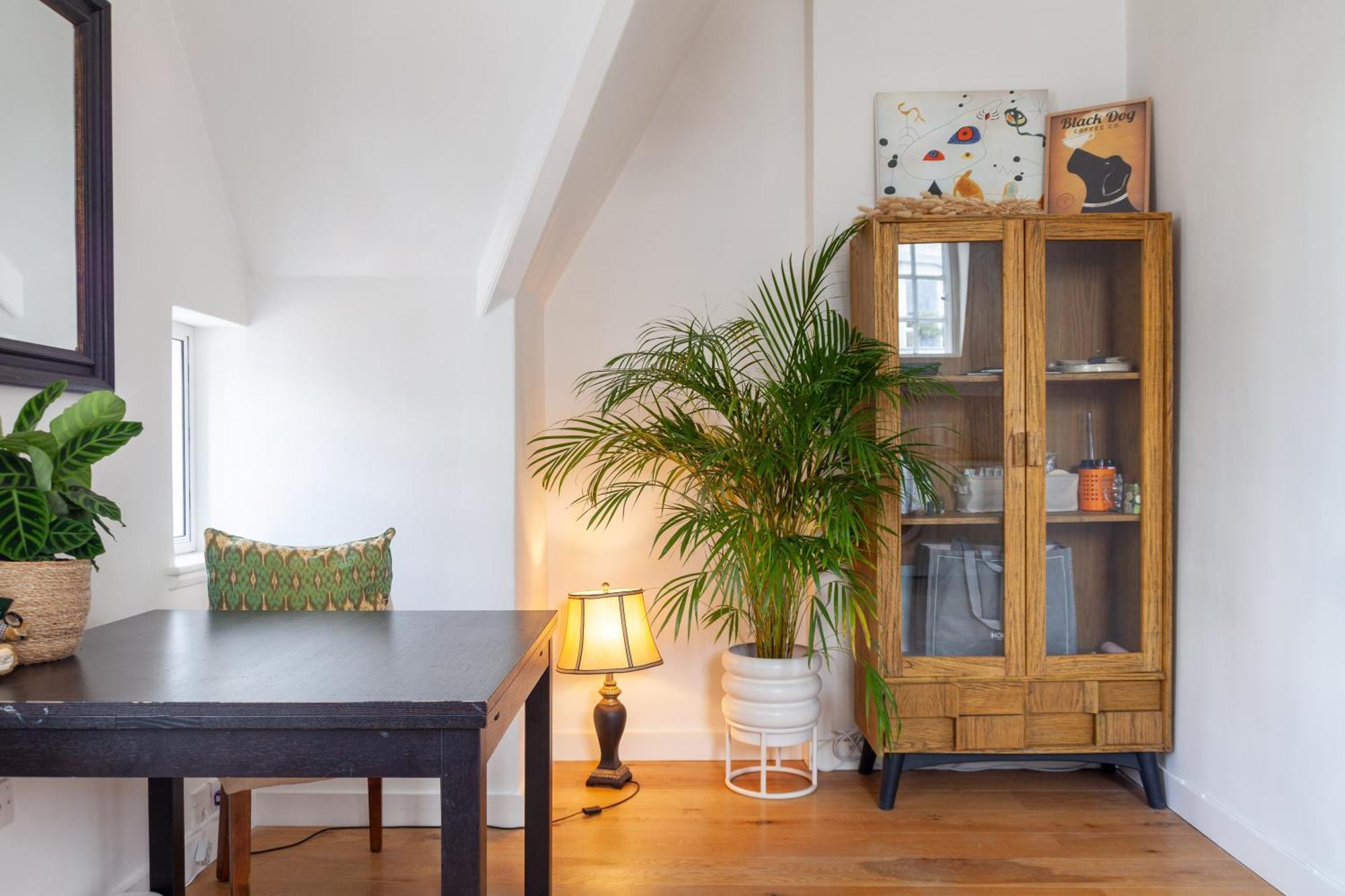 Exceptional Floor 1br In Fitzrovia Apartment *