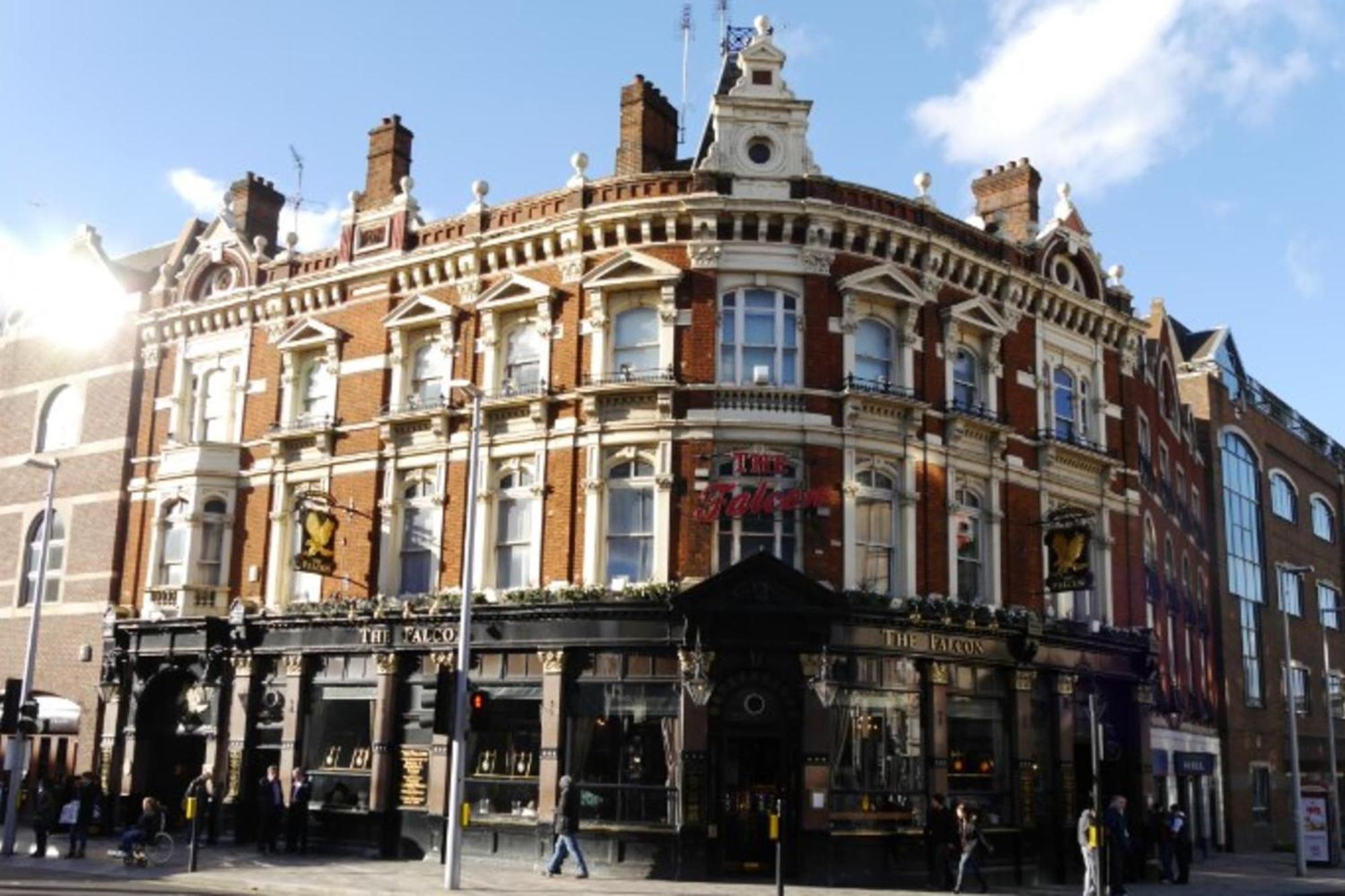 St John's Hill Duplex Apartment *