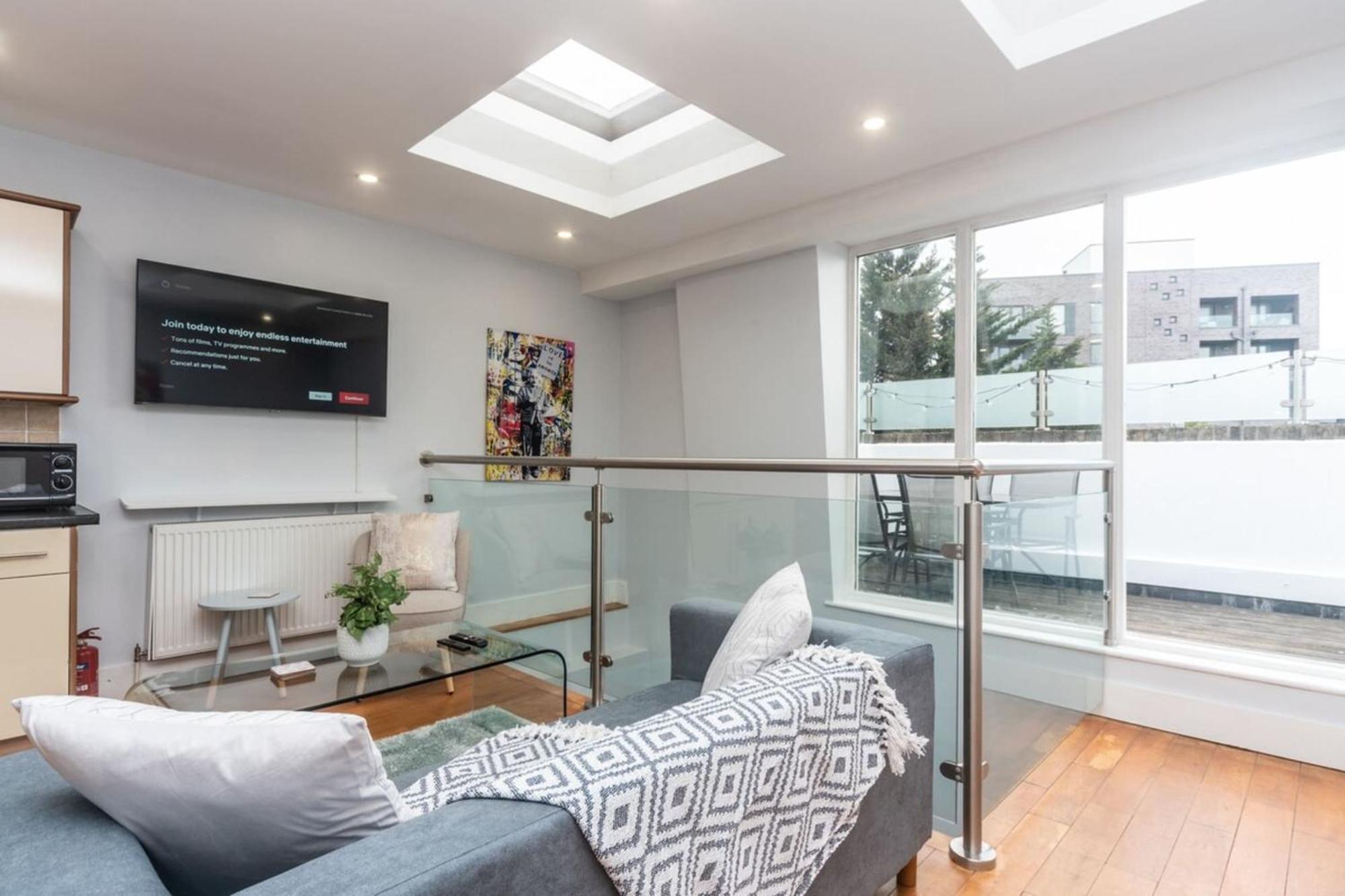 St John's Hill Duplex Apartment