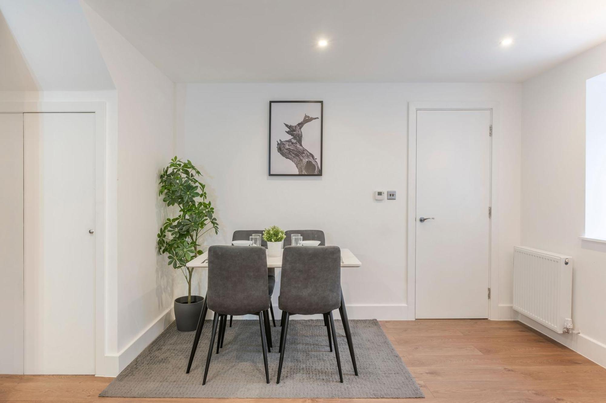 The Perfect London, With 2 Bedrooms 1 Bath - Battersea, Vauxhall And Nine Elms Apartment London