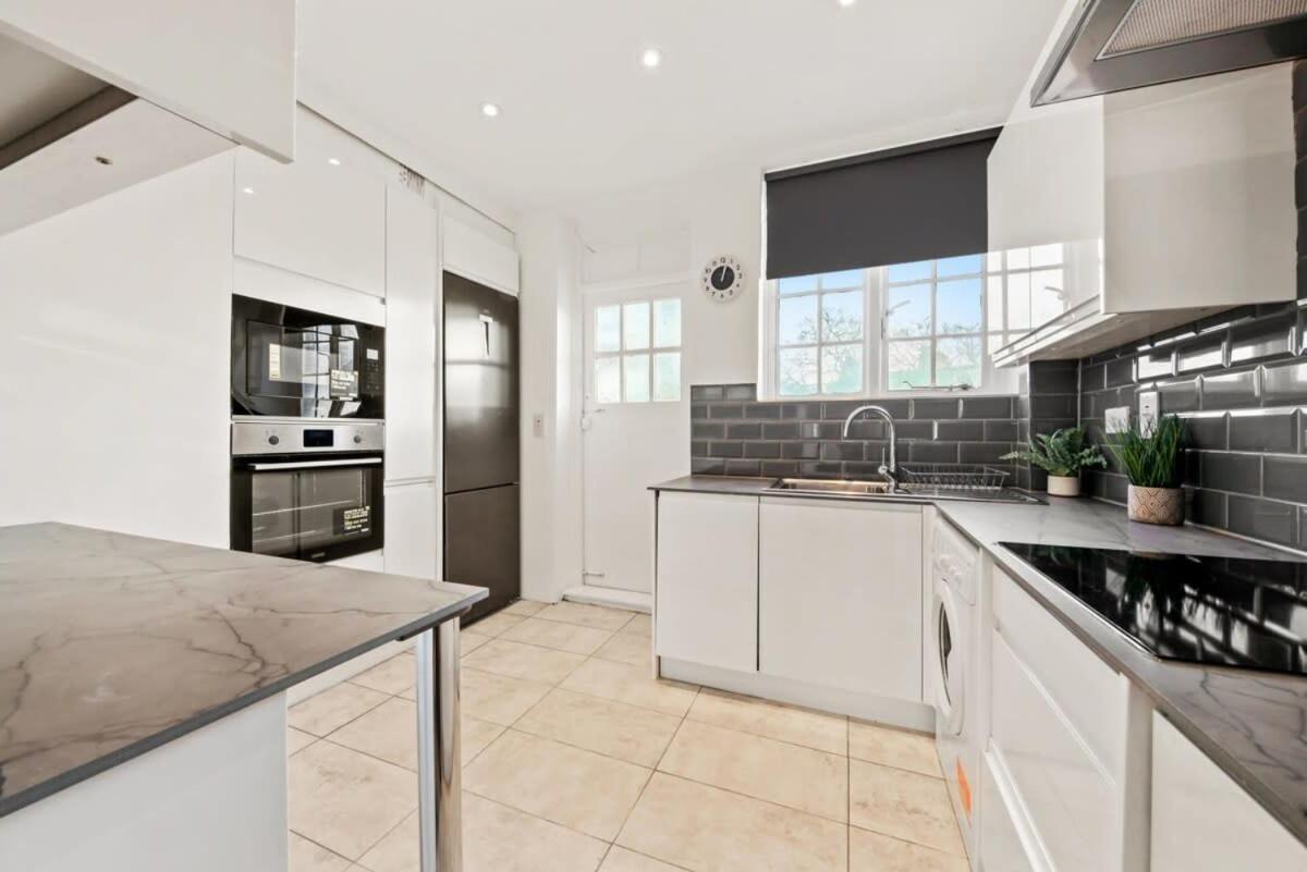 Marble Arch - Grovesnor Residences London