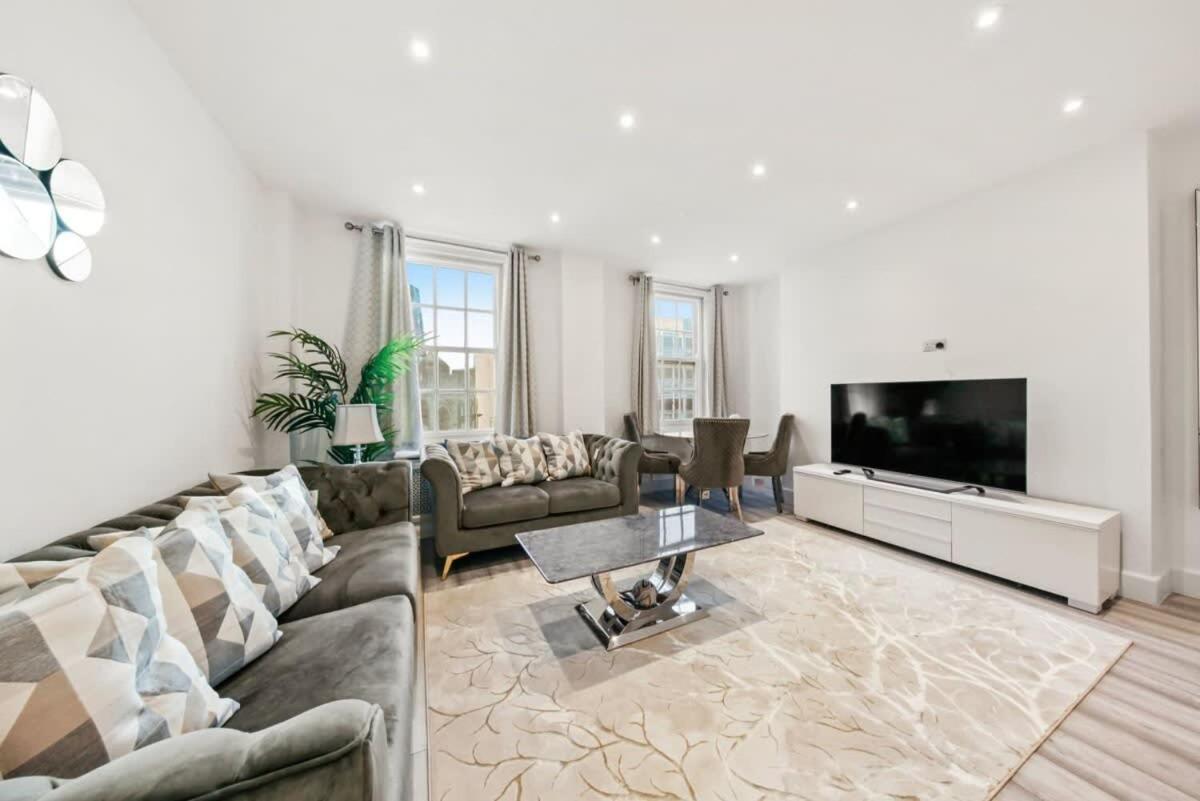 Marble Arch - Grovesnor Residences * London