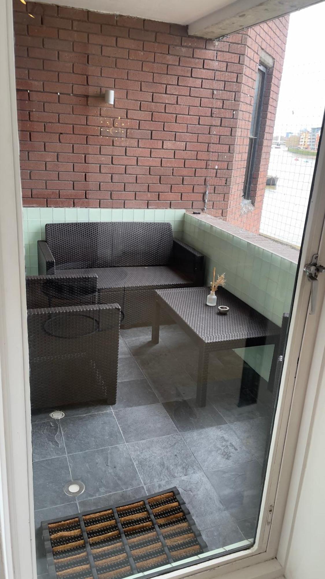 Us Embassy Spacious Nine Elms Apartment *