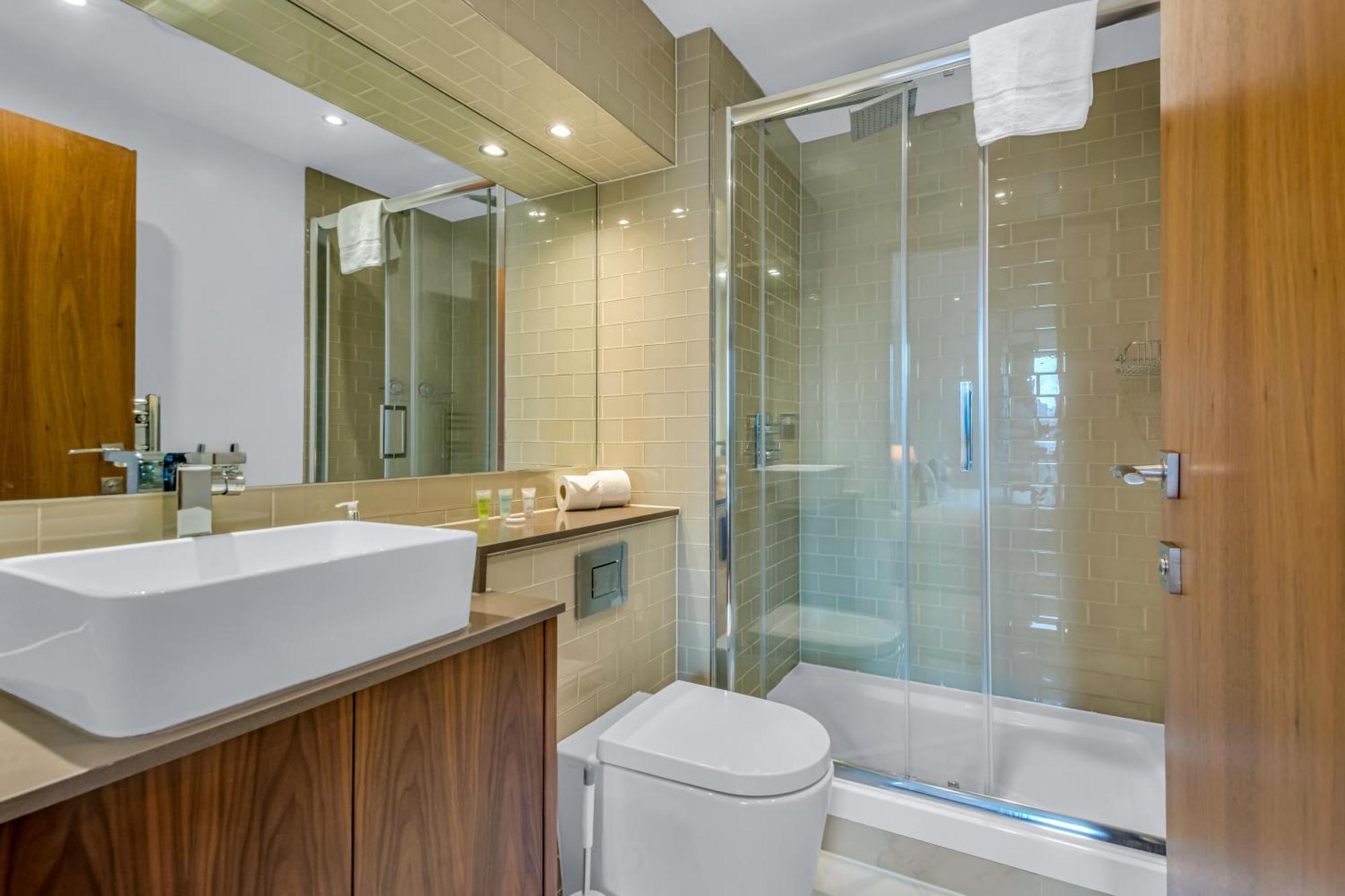 Talisman & Duckman Tower At Canary Wharf By Mysquare Apartment *