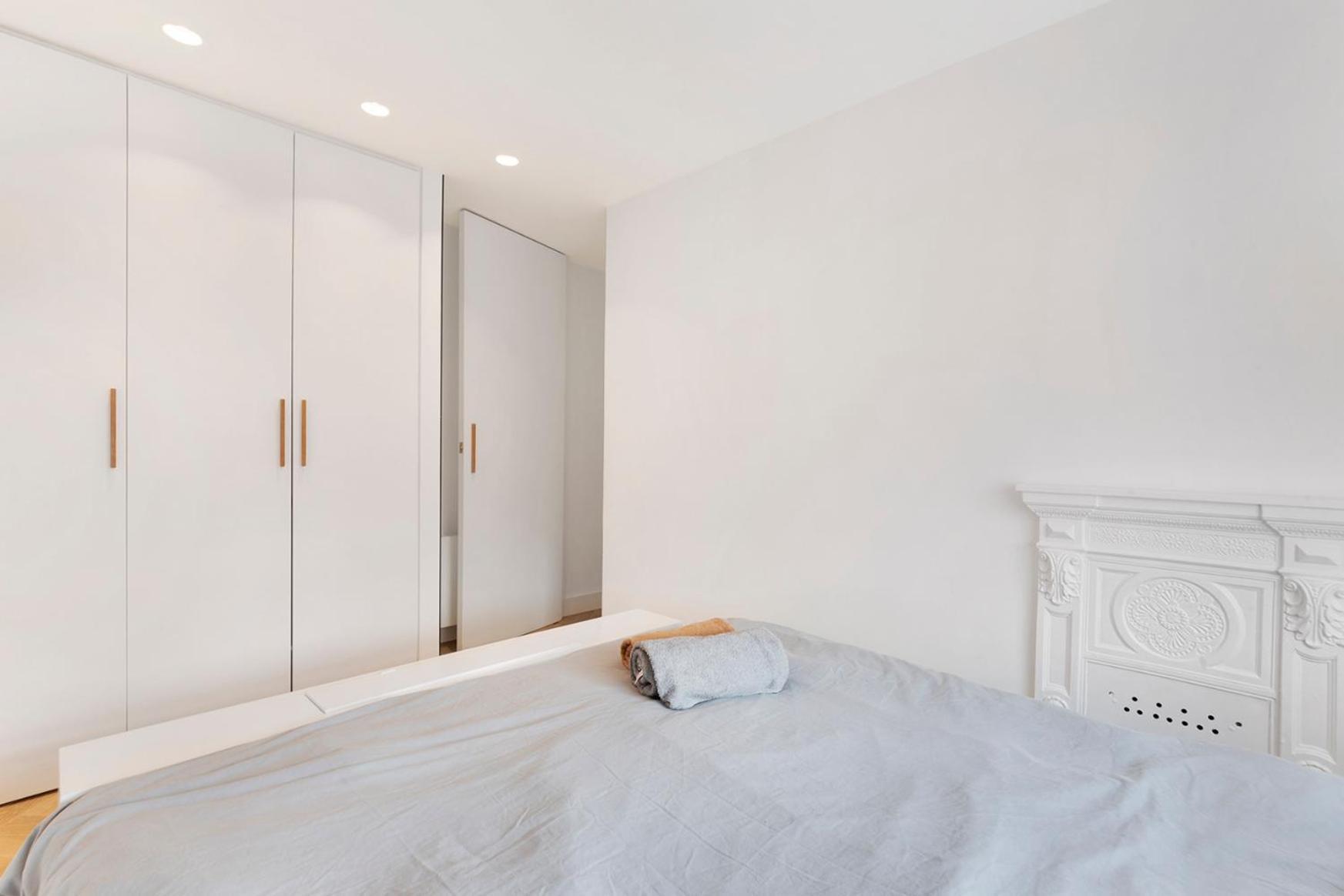 Apartment Luxury New 1 Bed Bond St Apart'm Mayfair London
