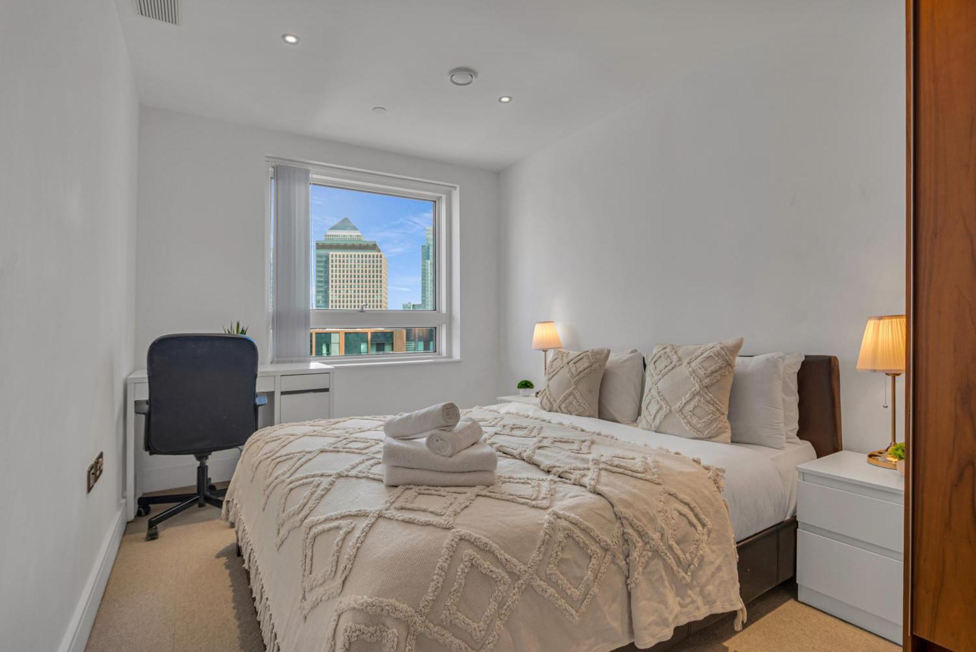 Talisman & Duckman Tower At Canary Wharf By Mysquare * London
