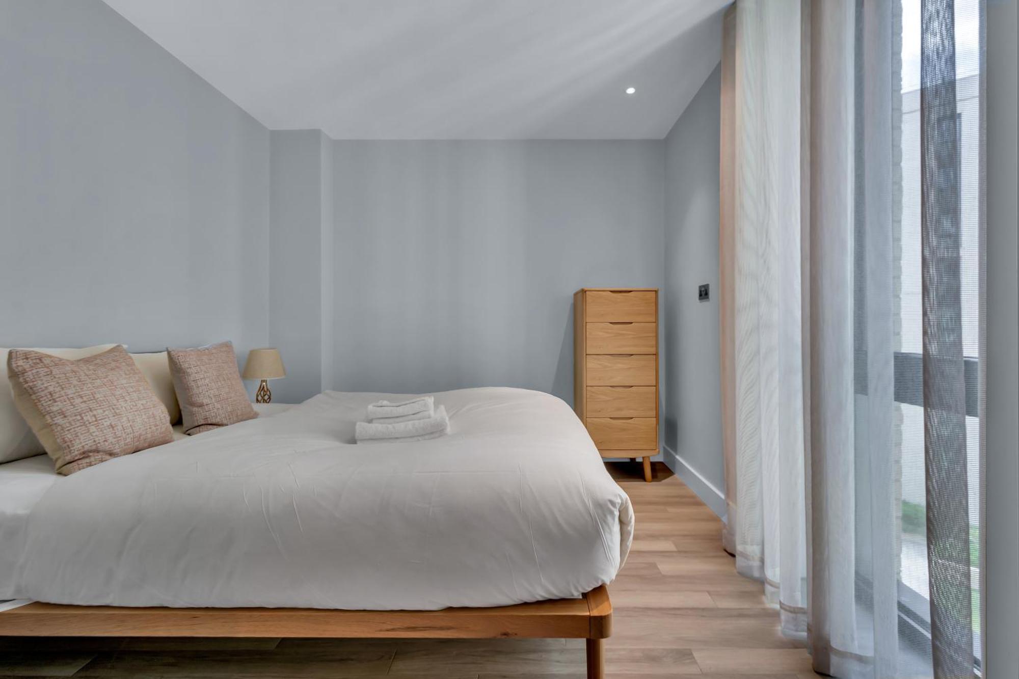 Mysquare Spacious Two Bedroom At Wembley Park Londen