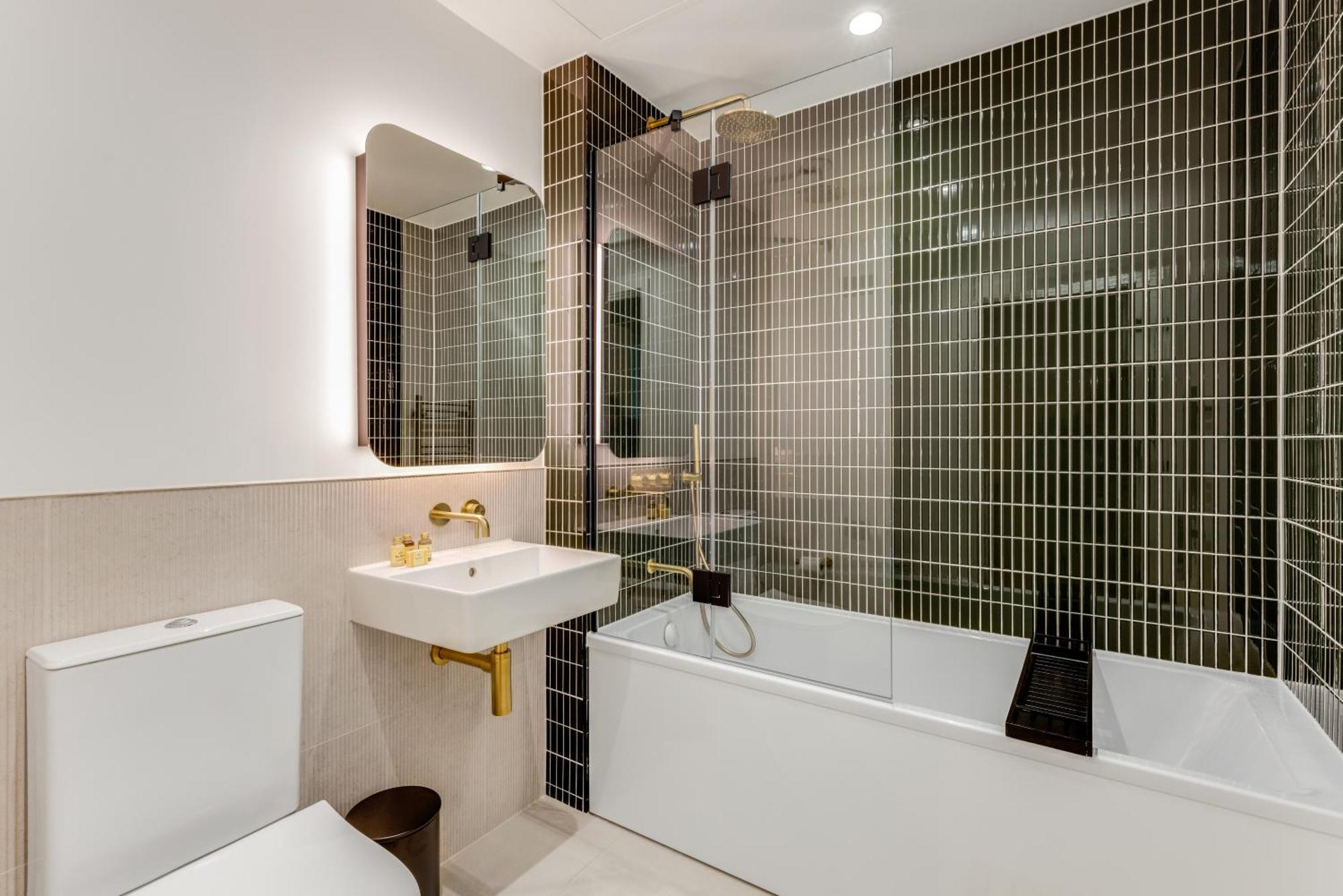 Khayat Homes - The Lord - One Bed Luxury Apartment London