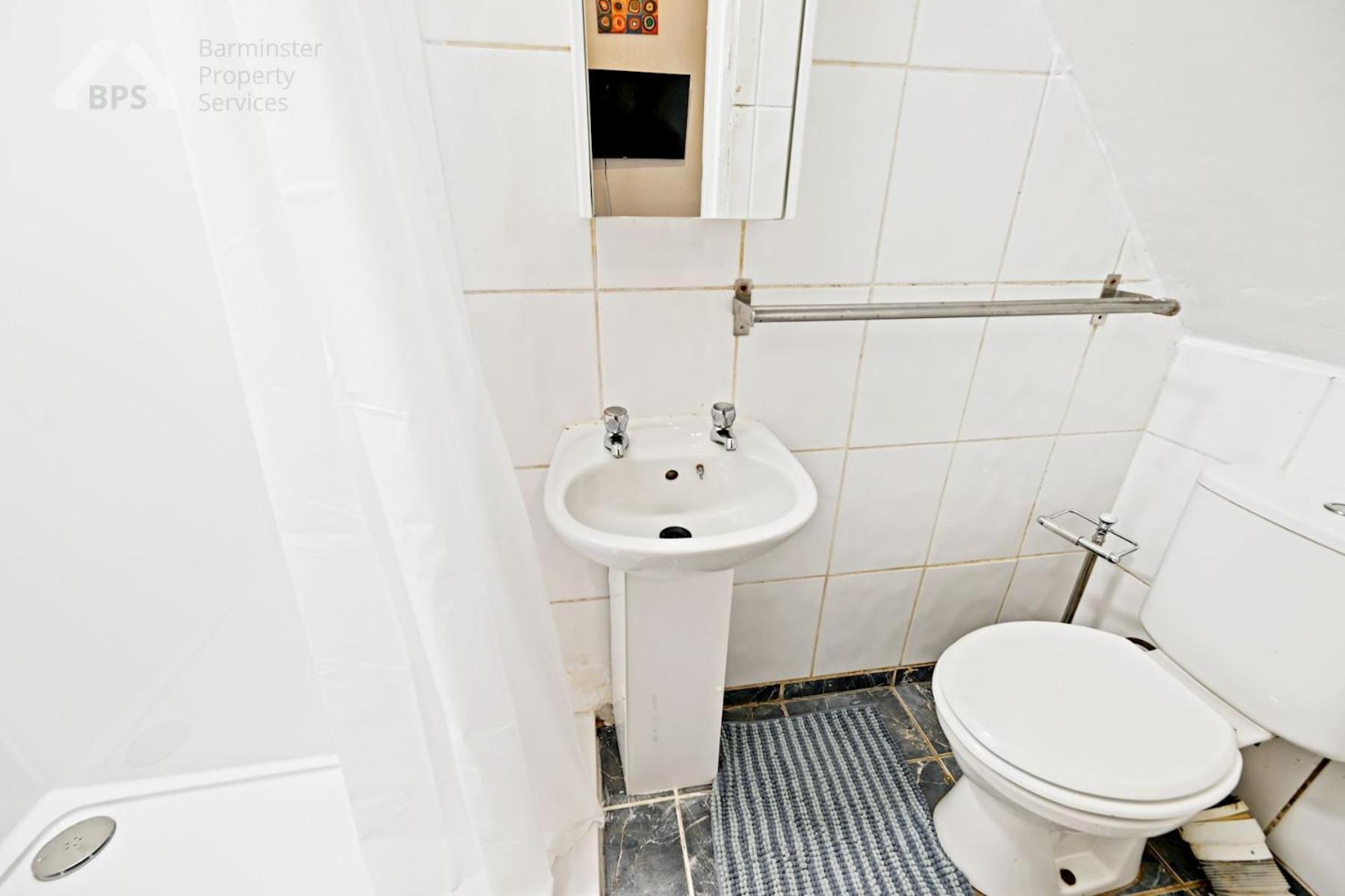 Cosy Tottenham Sleeps 4 * London