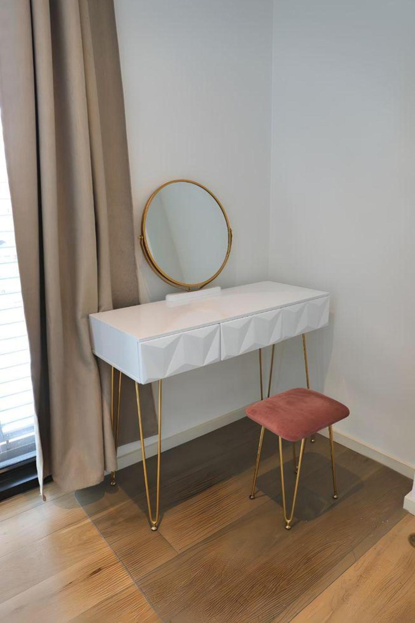 2 Bedroom 2 Bathroom In Kings Cross Station Apartment *