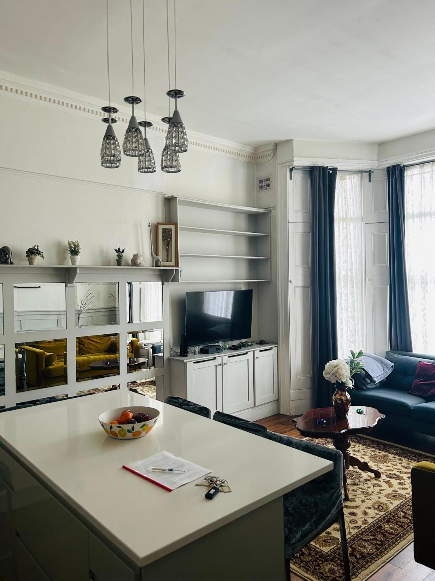 Stunning Holland Park- Sleeps 6 Appartement *