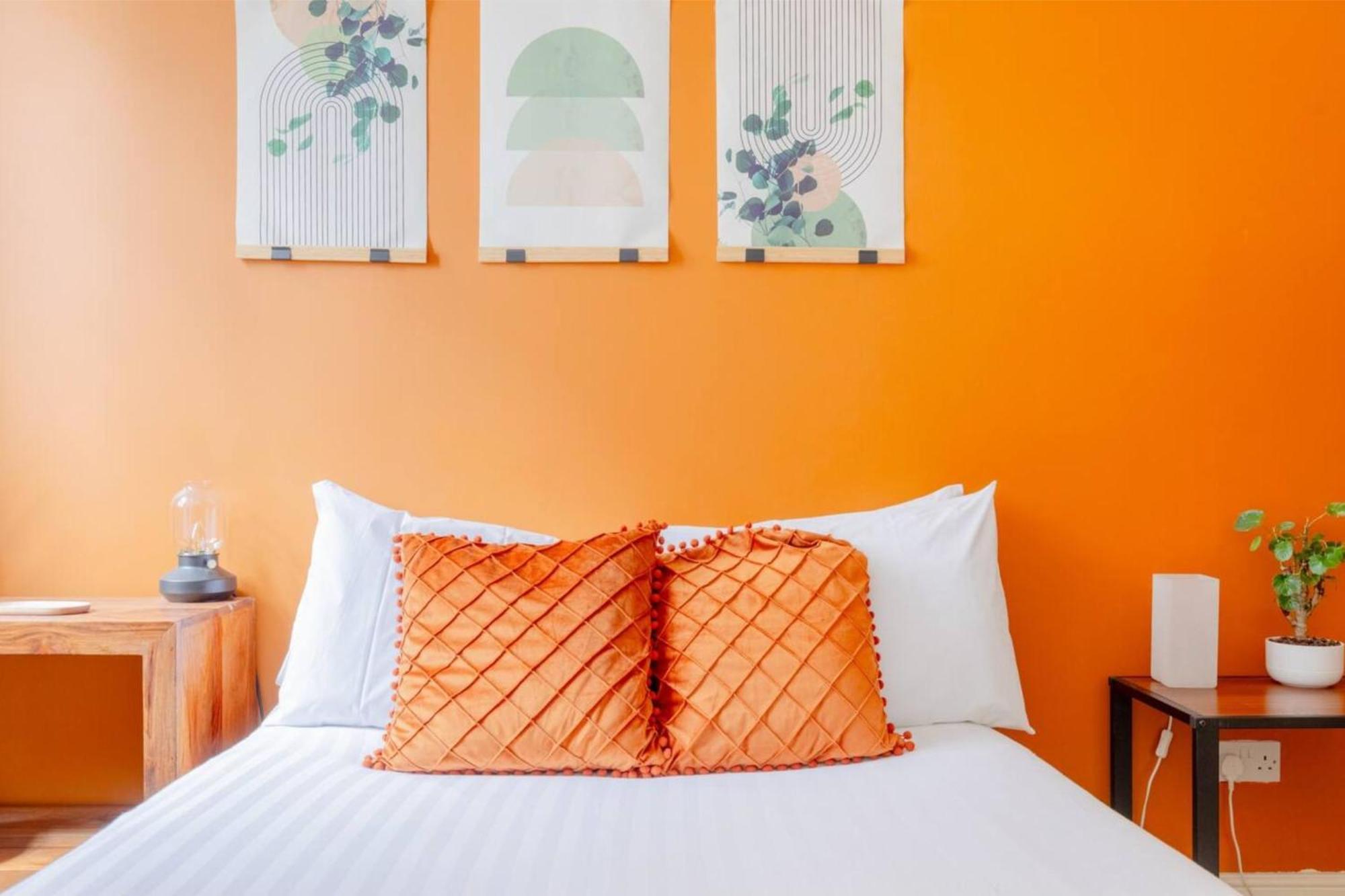Stylish Bohemian 2bd Flat Mile End Park!