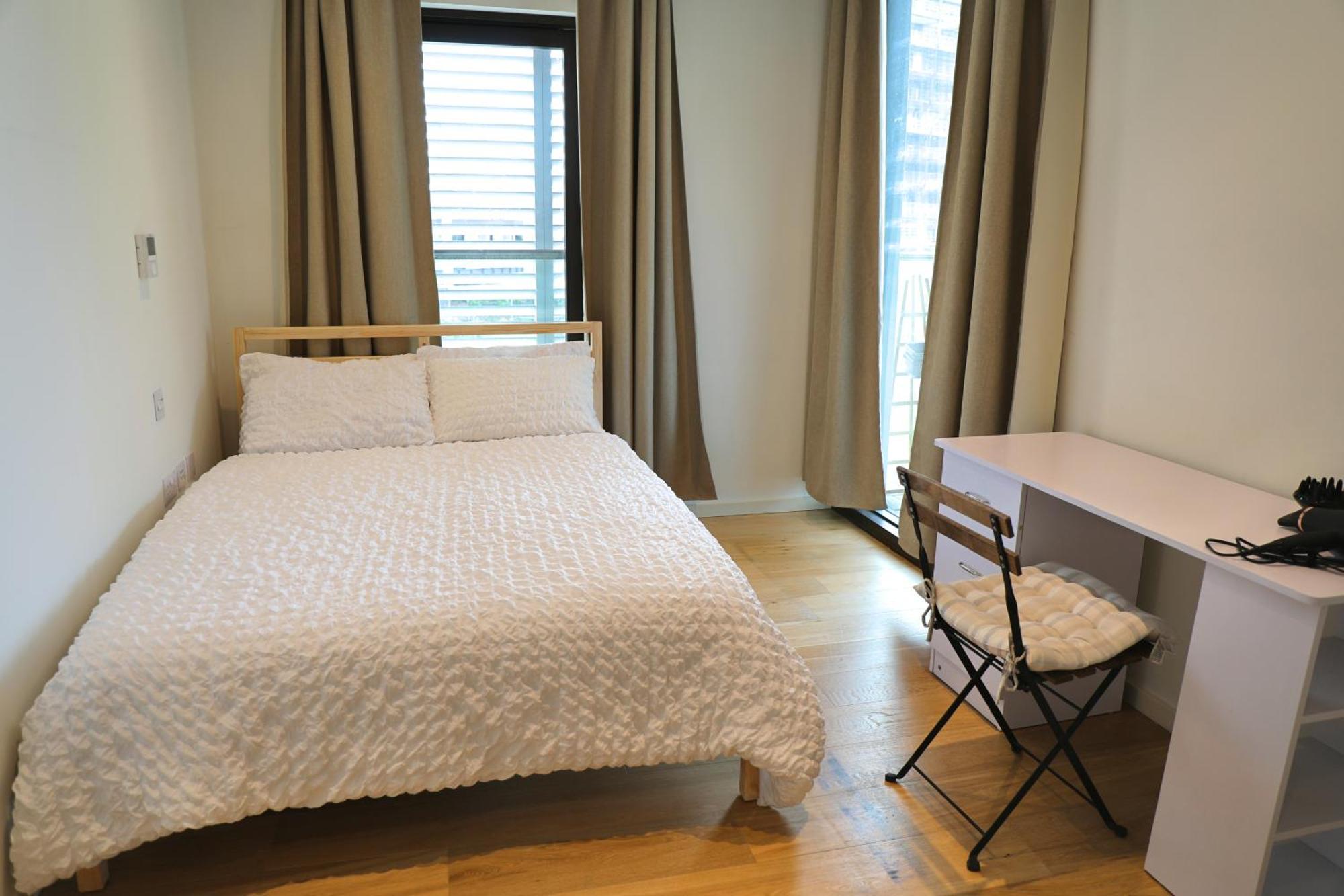 Apartment 2 Bedroom 2 Bathroom In Kings Cross Station *
