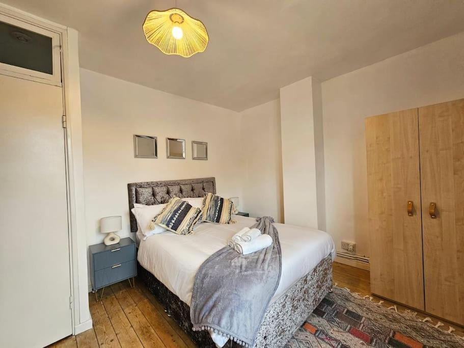 Golden Flat Next To Camden Town * Londres