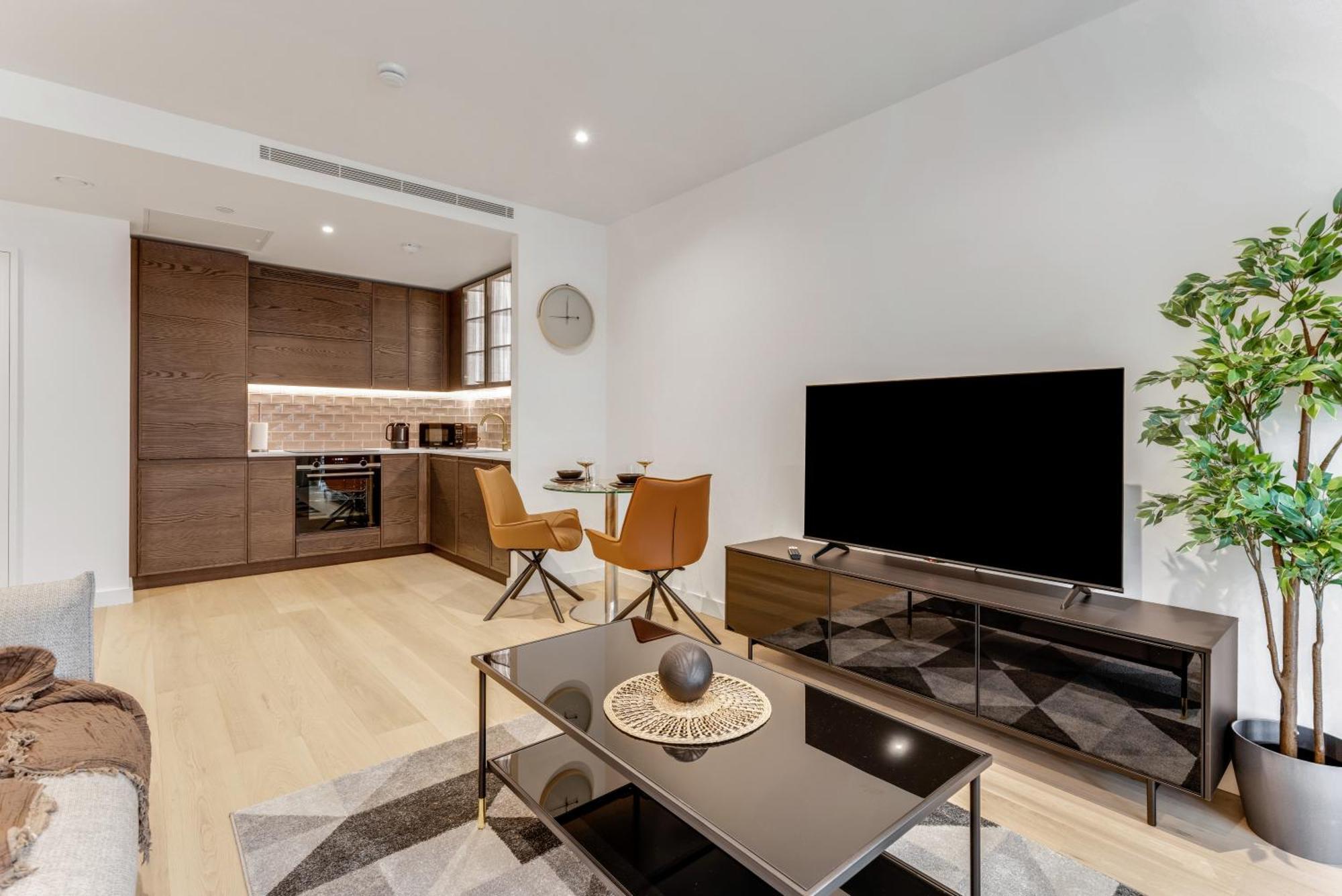 The Transit Apartment