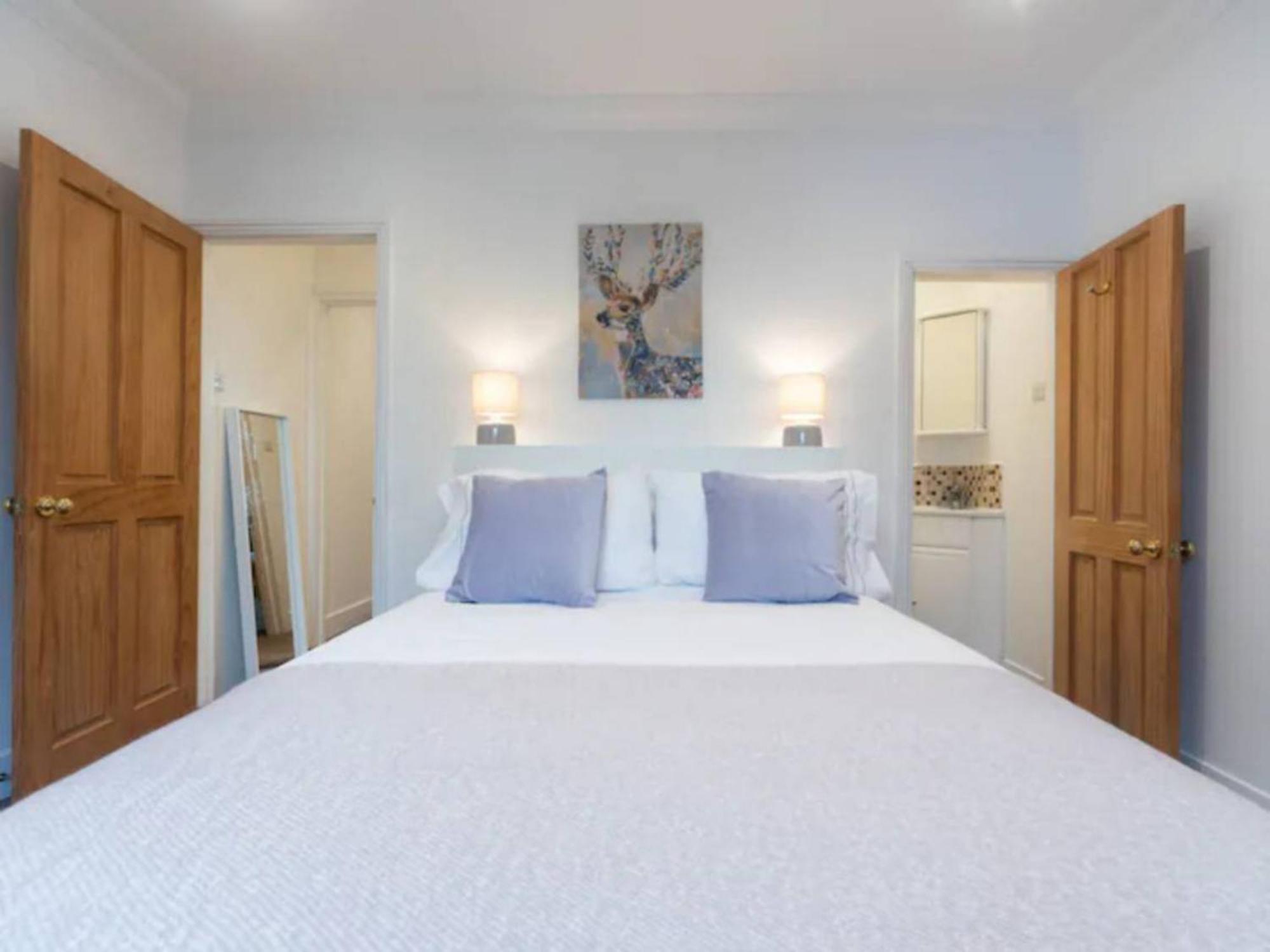 Сasa de vacaciones Charming Period Near Surbiton With Garden *