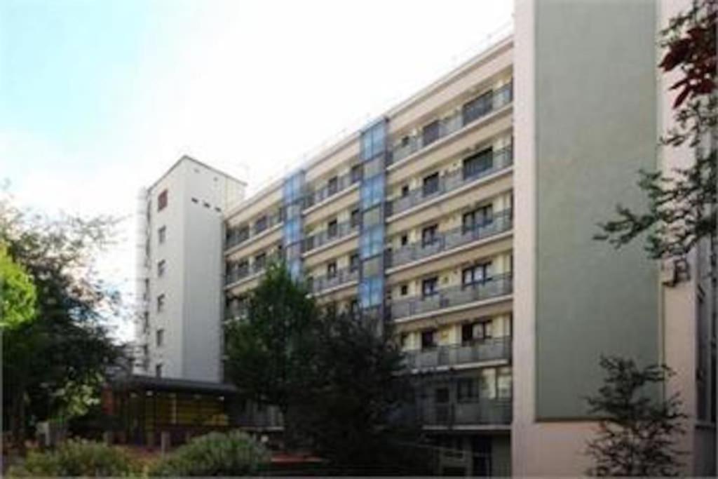 Super-convenient, 3 Mins To Kings Cross