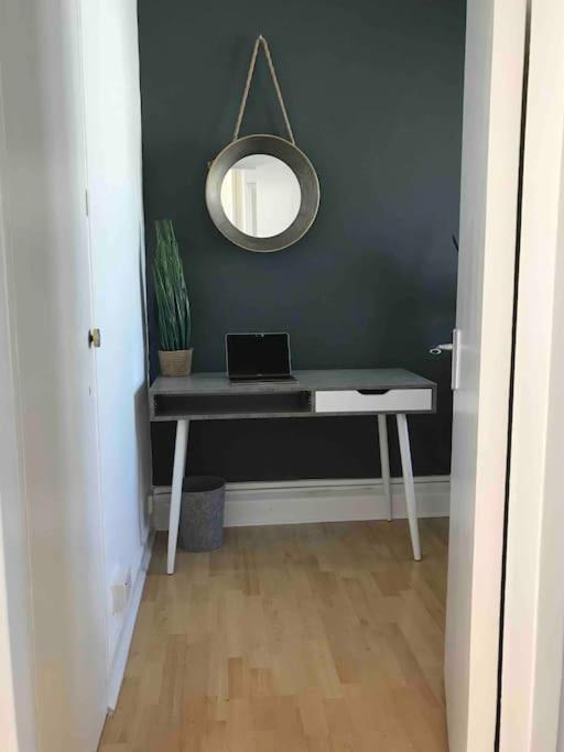 Super-convenient, 3 Mins To Kings Cross Londen
