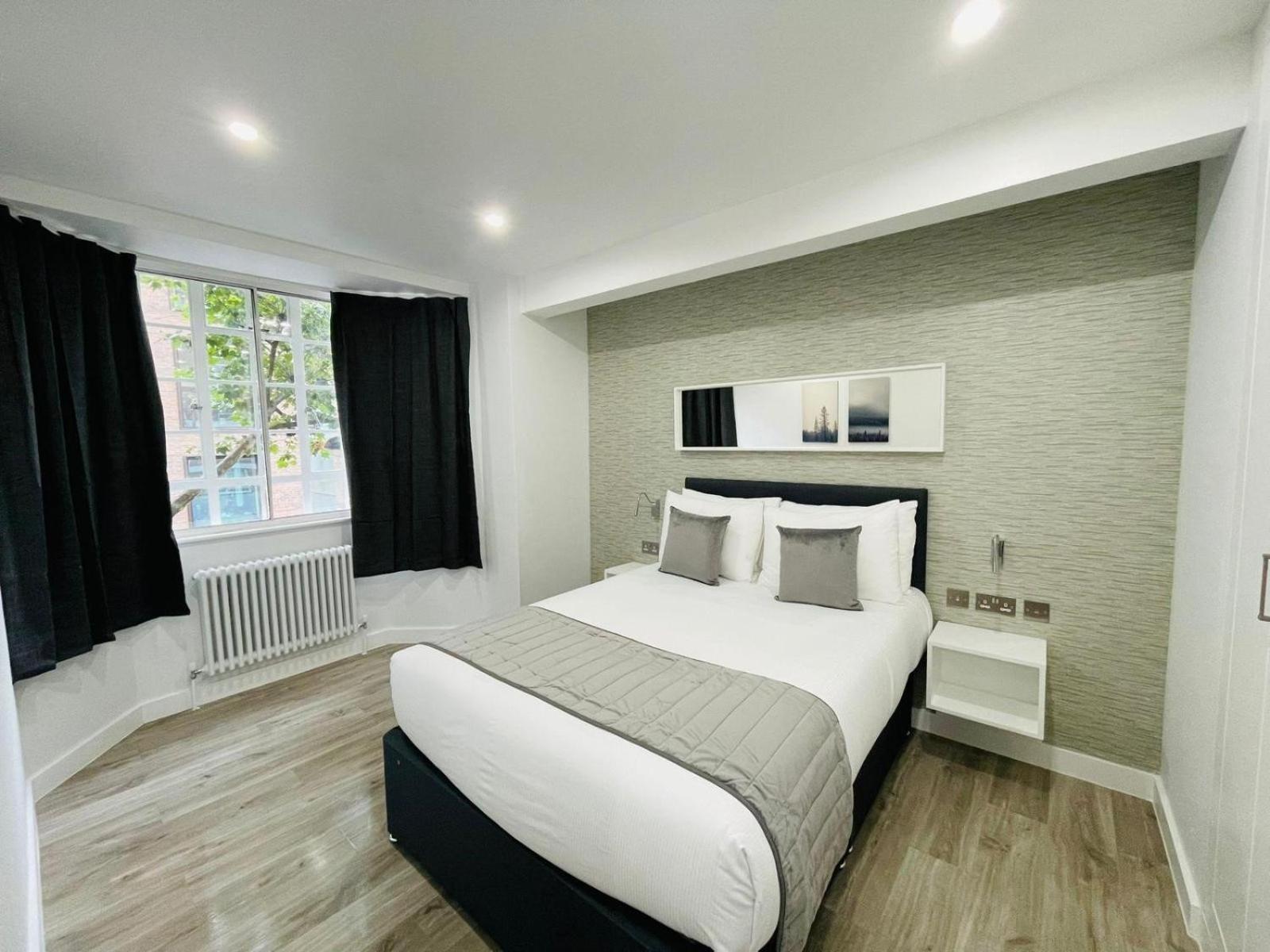 The Chelsea Cloisters Serviced * London